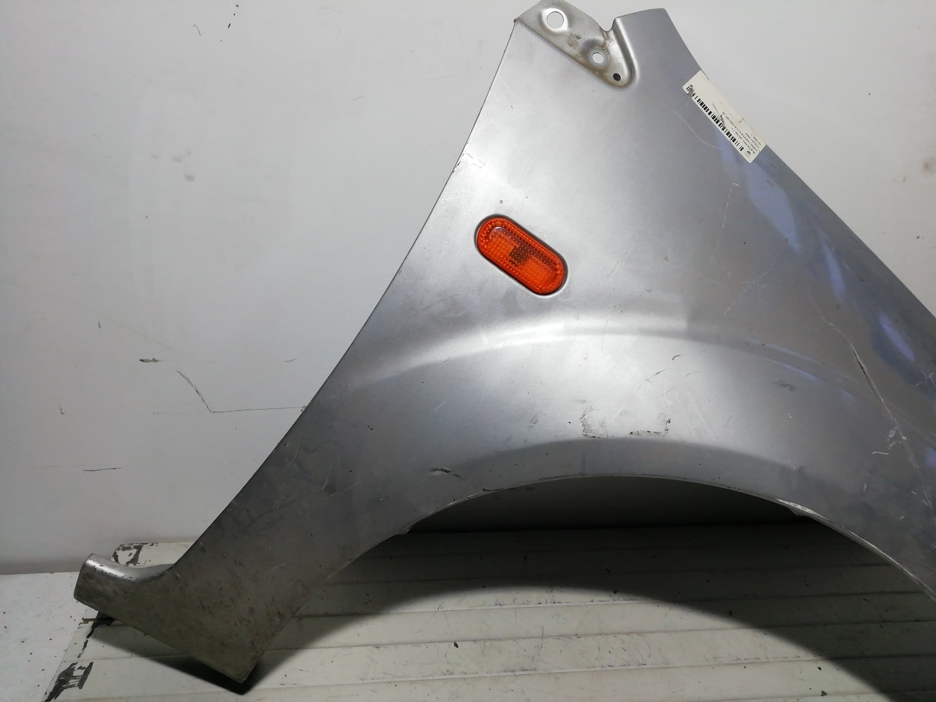 Aleta delantera derecha FORD FIESTA BERLINA 3