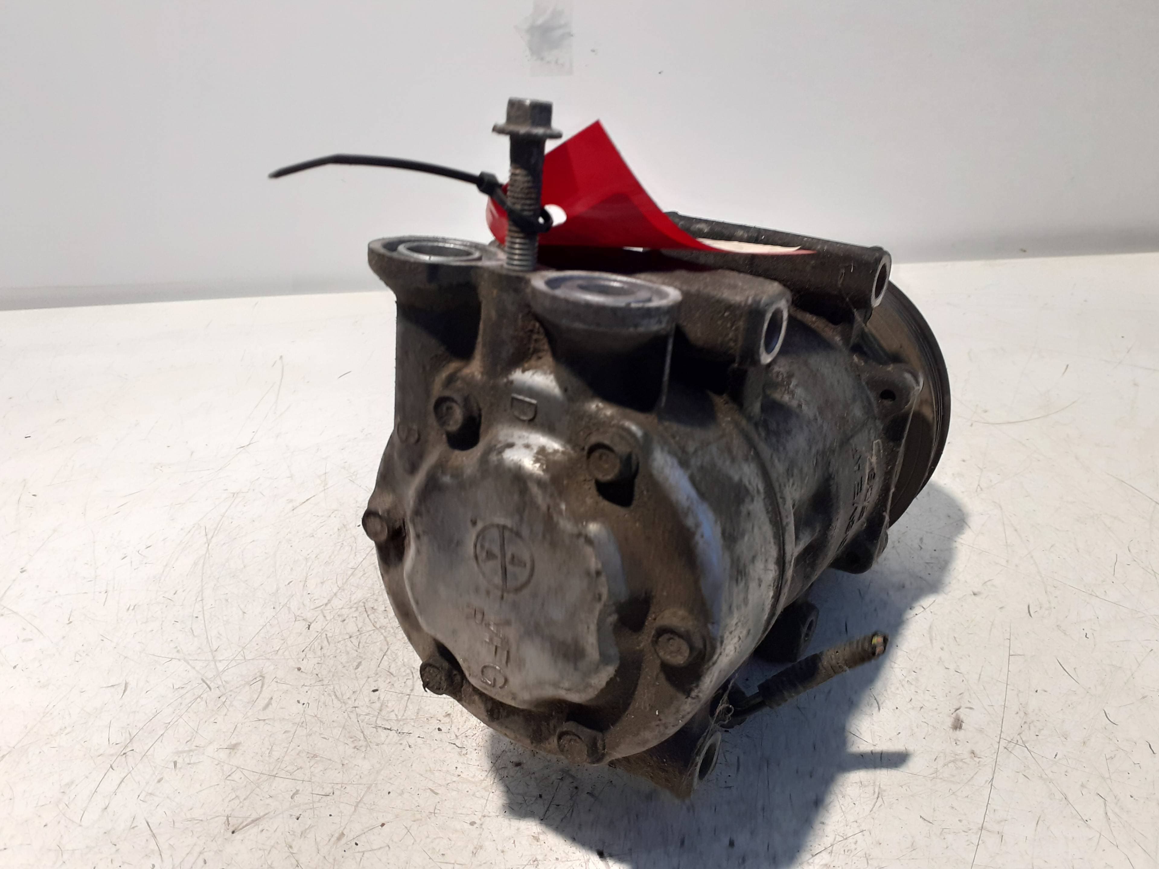 Recambio FORD FIESTA BERLINA ref. SD6V121442F 3
