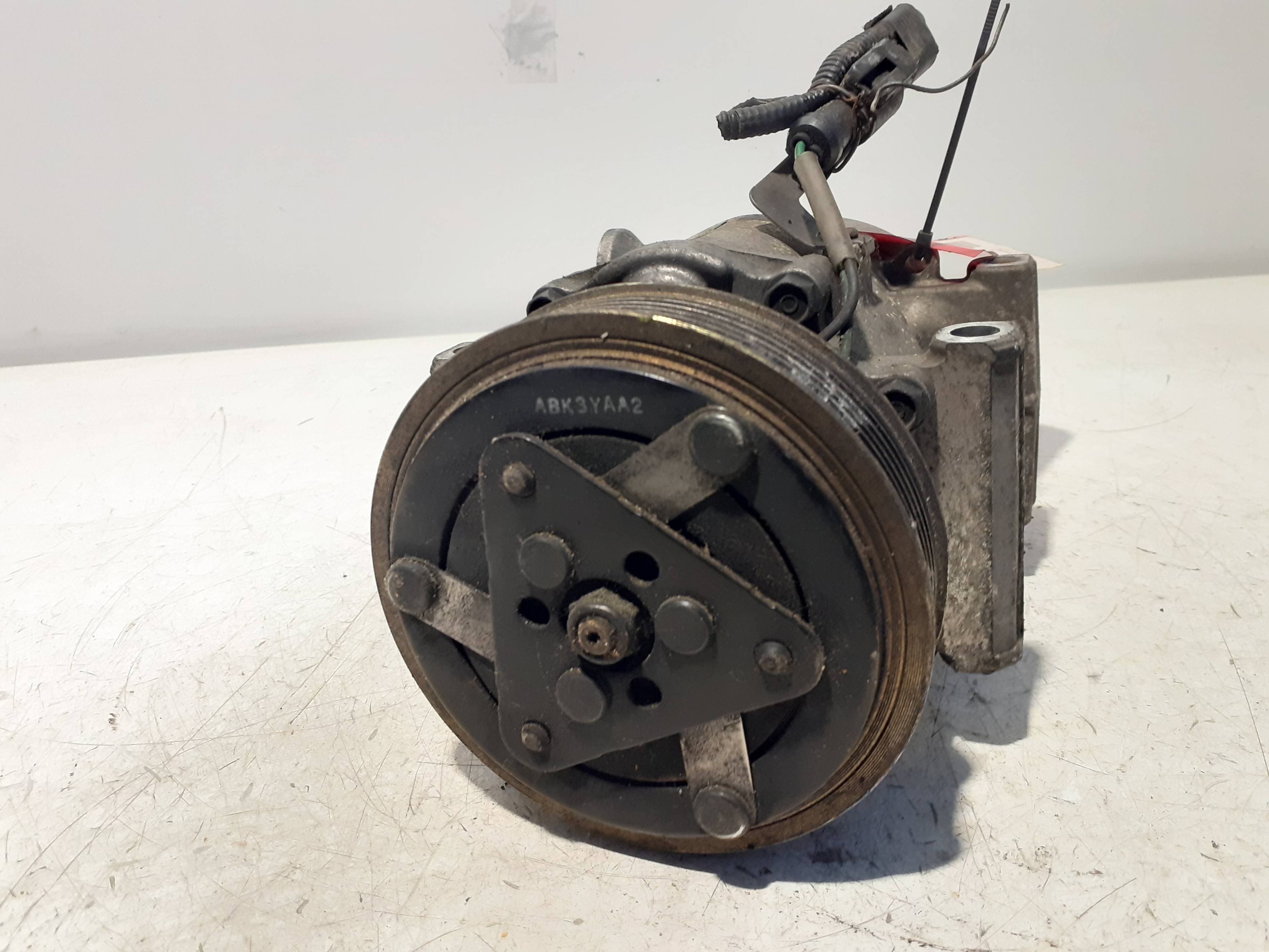 Recambio FORD FIESTA BERLINA ref. 2S6119D629AE