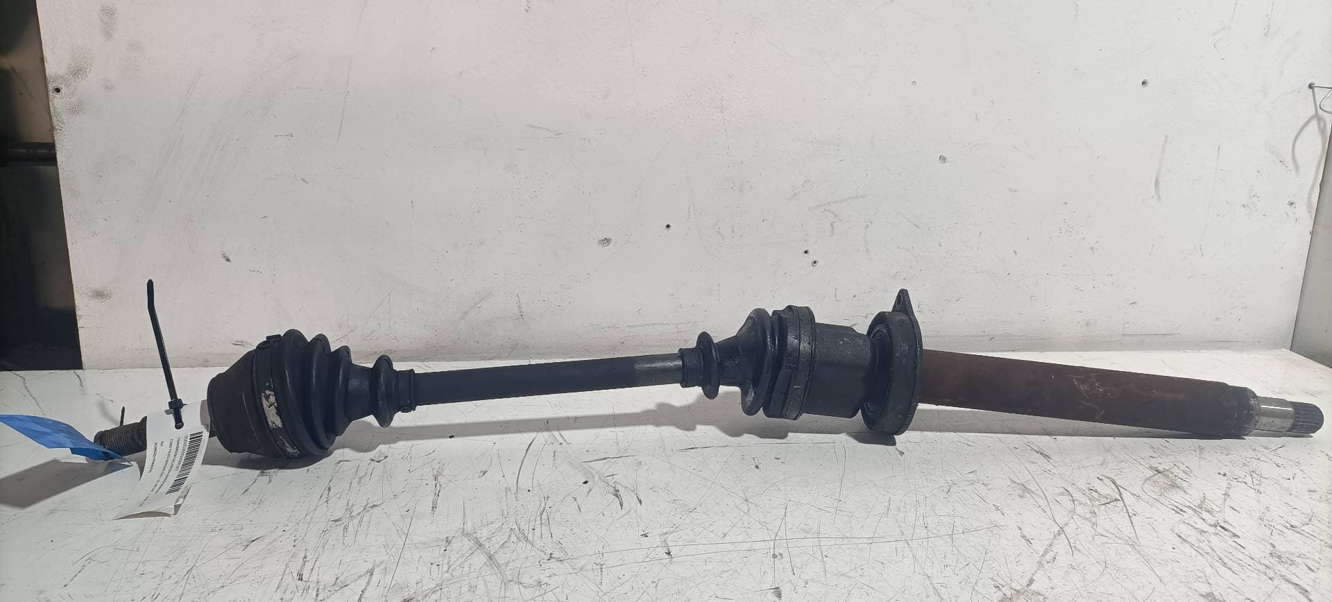 Transmision delantera derecha FORD FIESTA BERLINA
