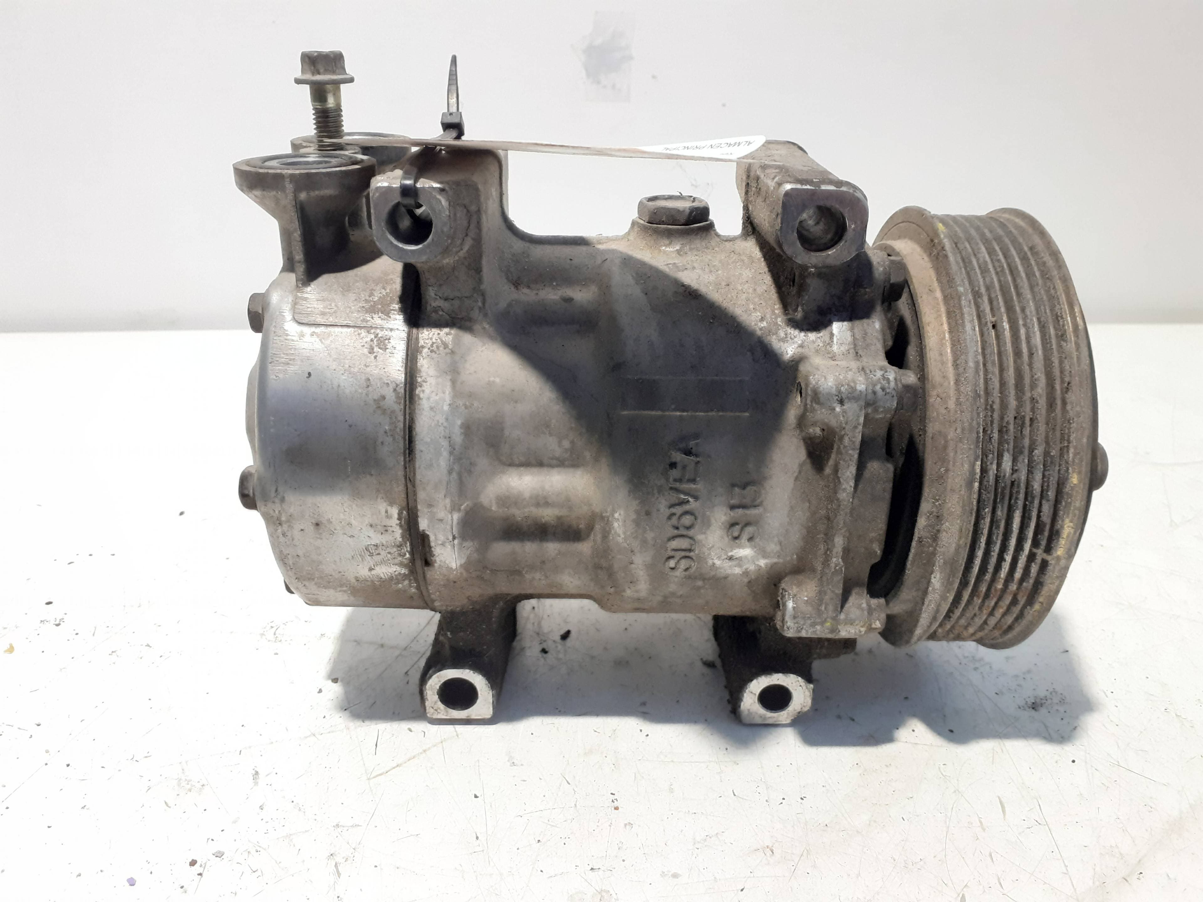 Recambio FORD FIESTA BERLINA ref. 2S6119D629A 3