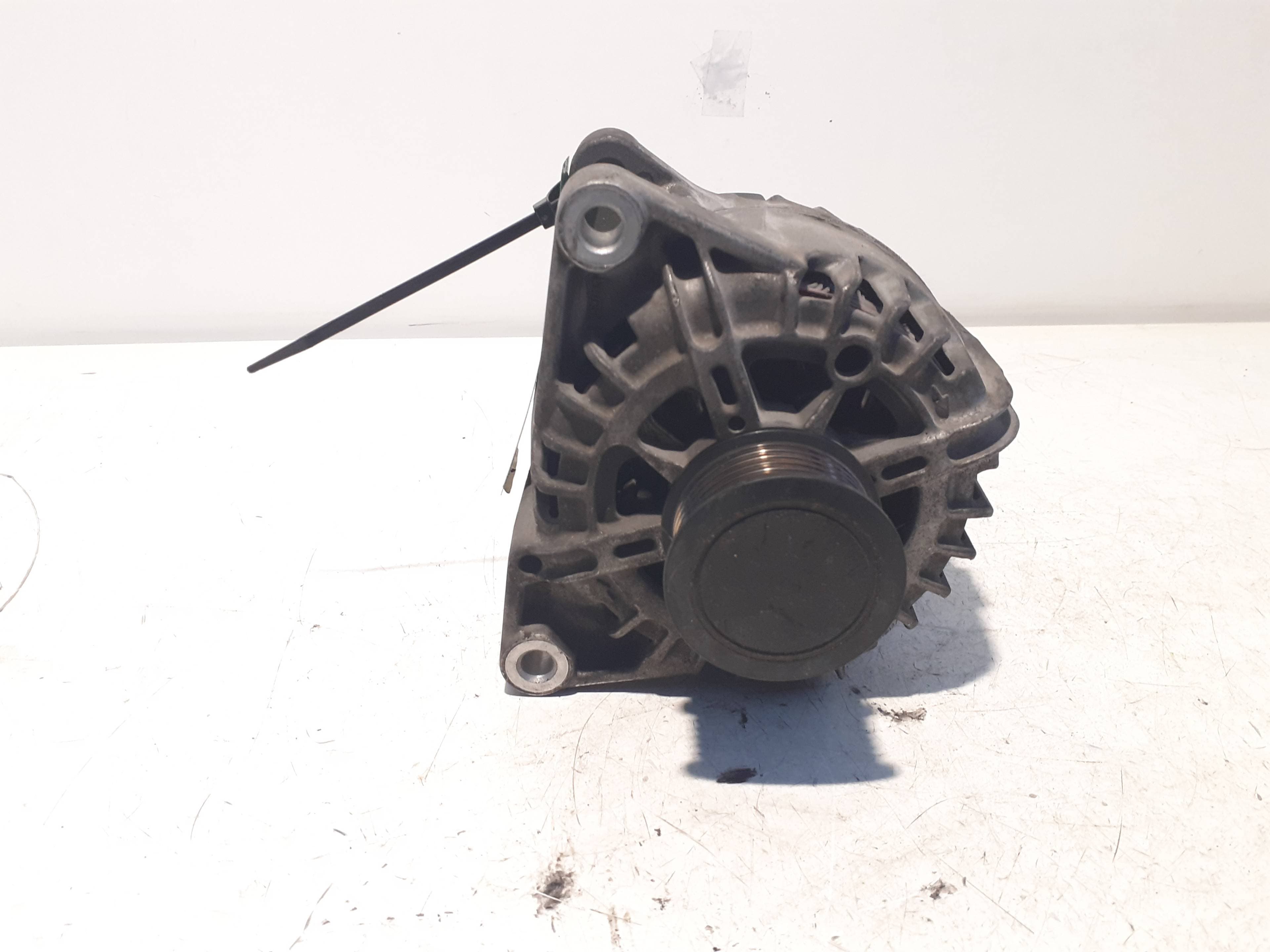 Alternador FORD FIESTA BERLINA