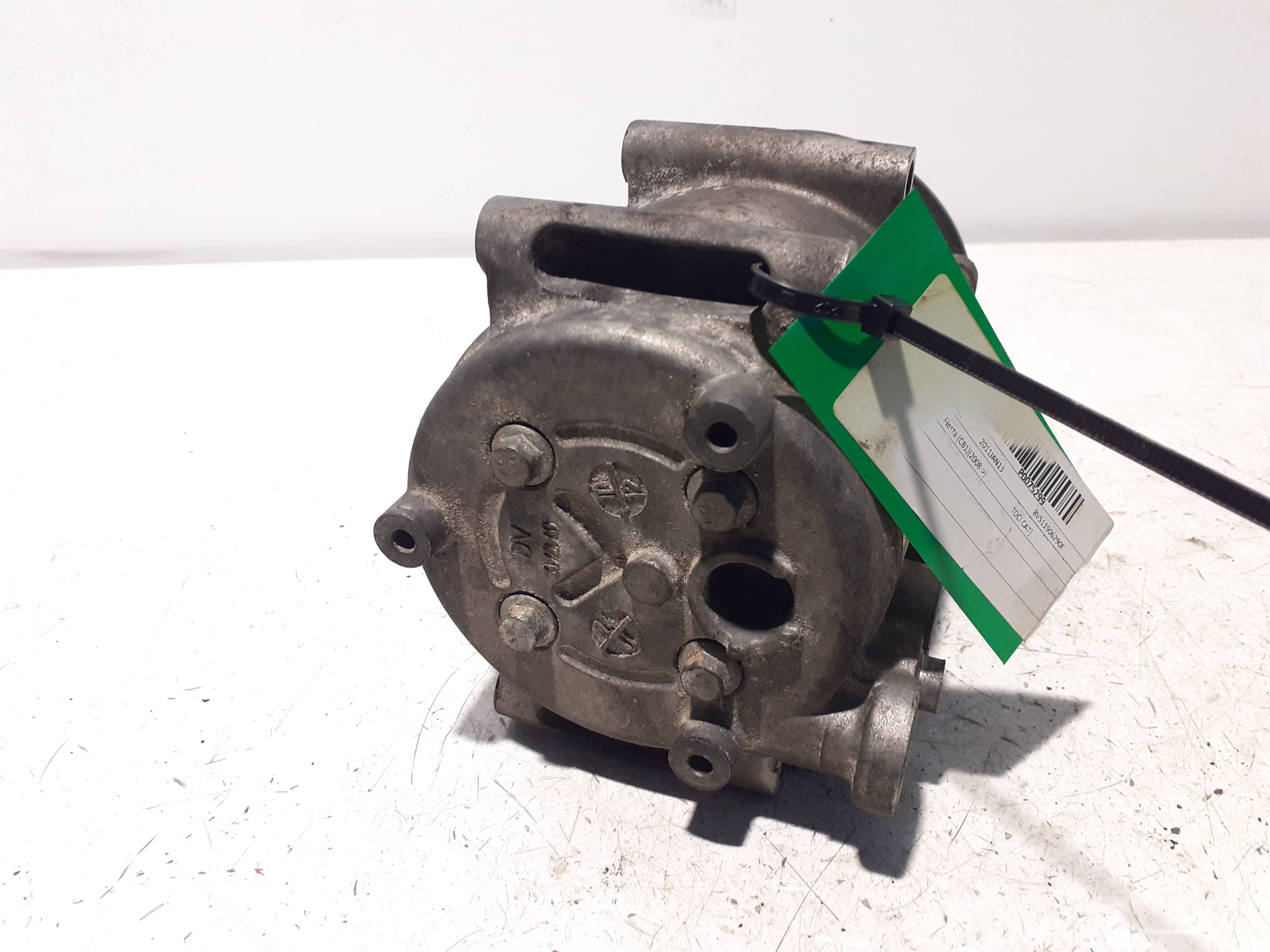 Recambio FORD FIESTA BERLINA ref. 8V5119D629DF 3