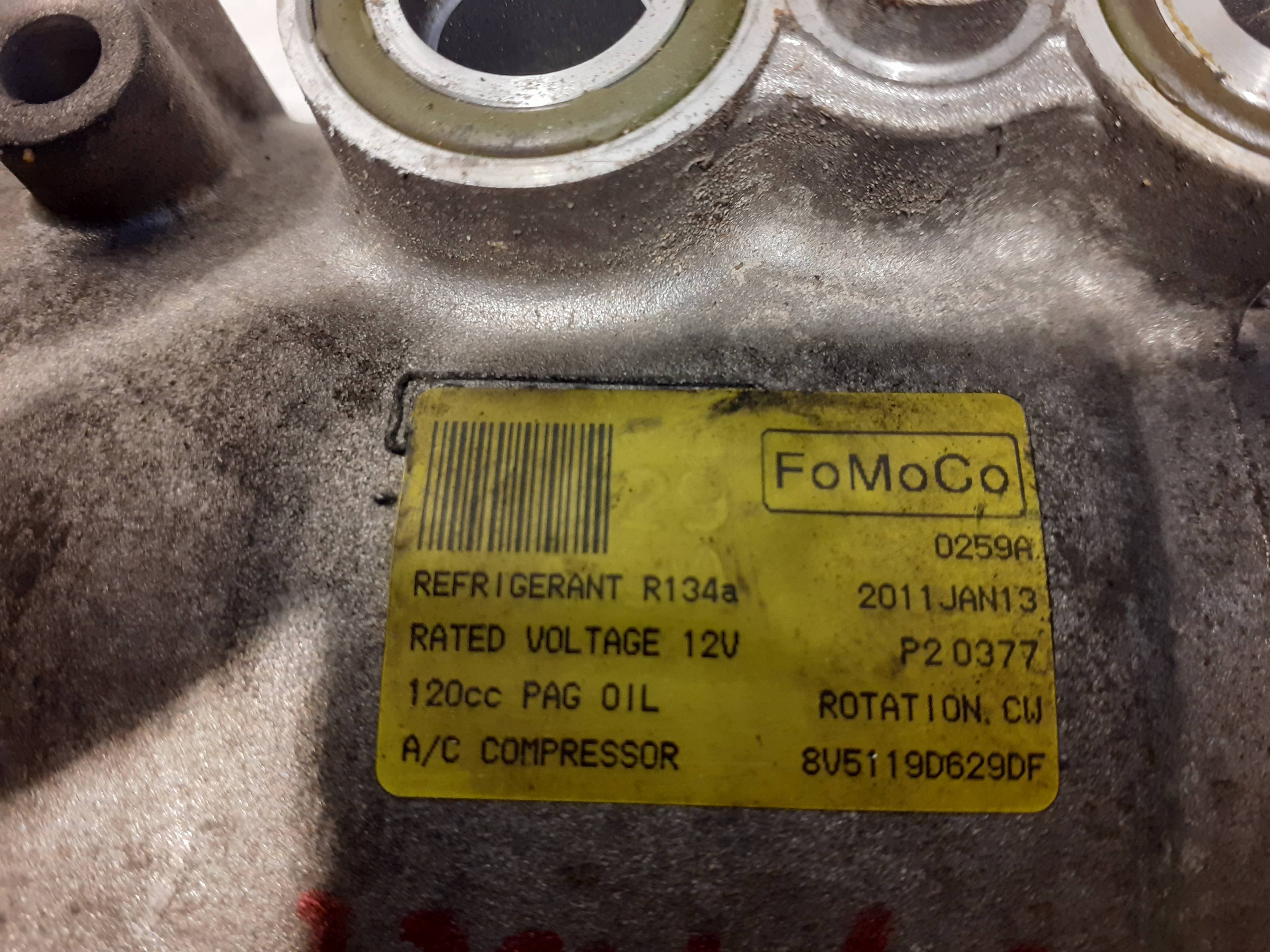 Recambio FORD FIESTA BERLINA ref. 8V5119D629DF 2