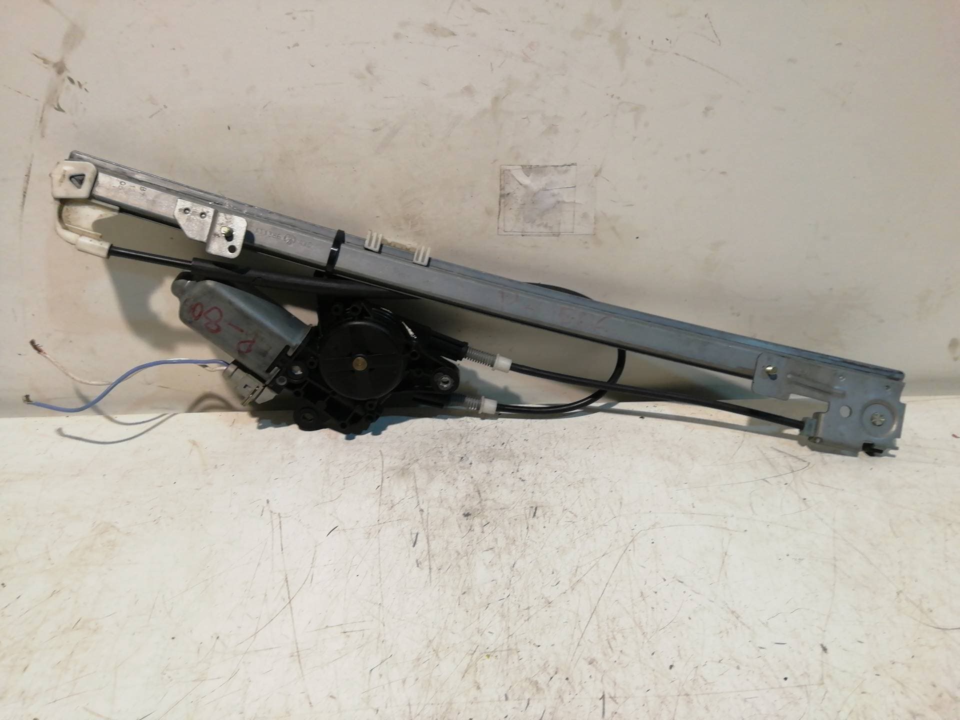 Motor elevalunas delantero derecho PEUGEOT 309 5