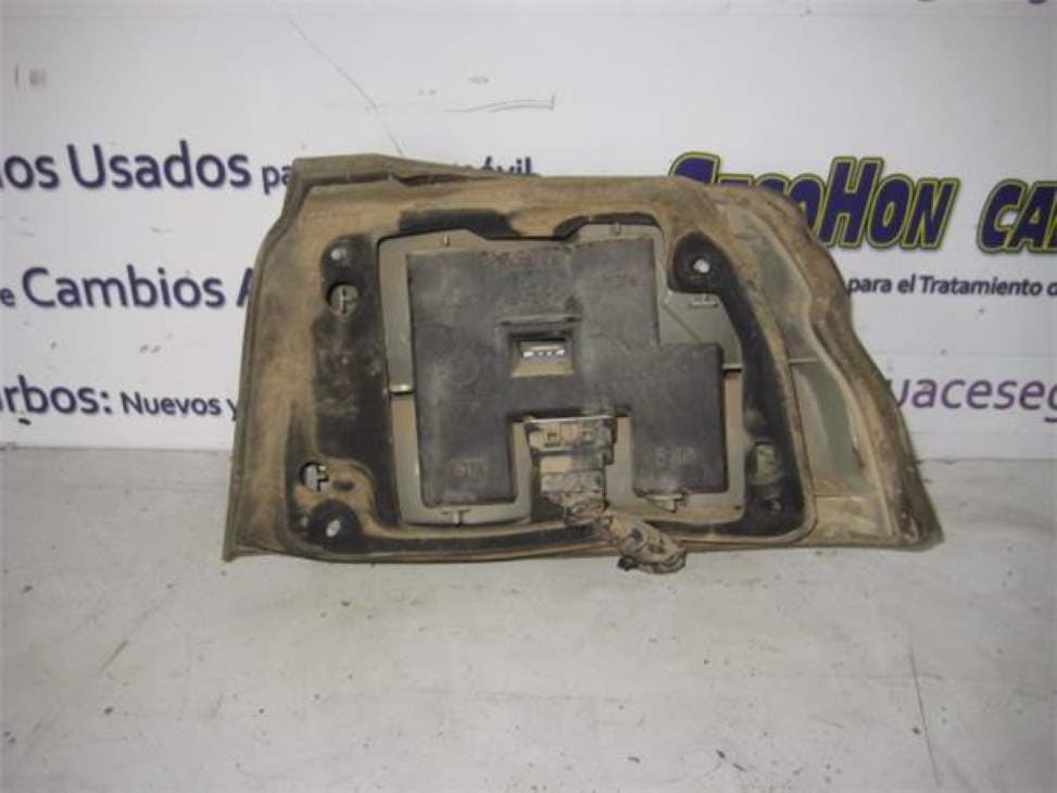 Piloto trasero izquierdo FORD ESCORT EXPRESS 2