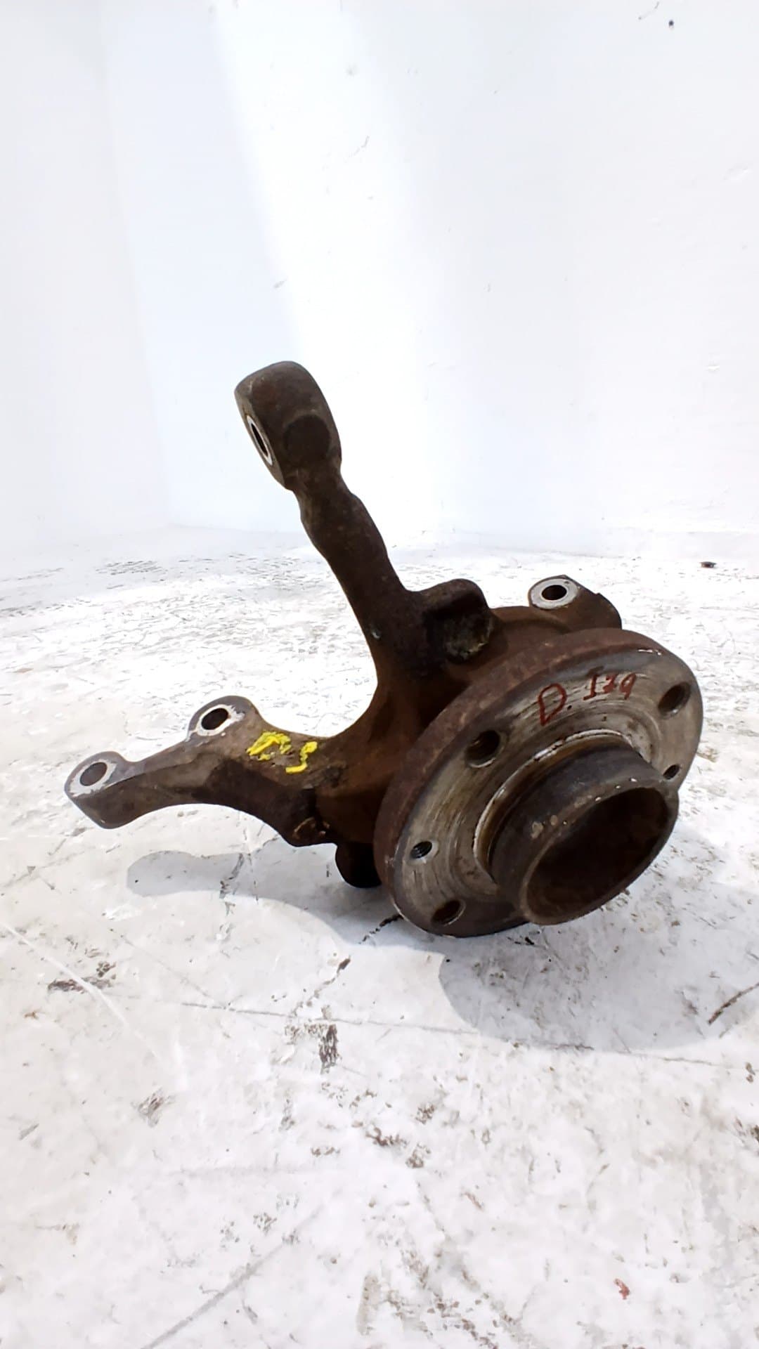Mangueta delantera izquierda RENAULT EXPRES