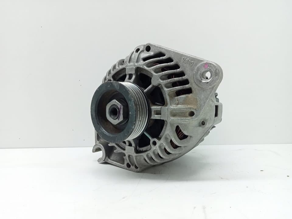 Alternador PEUGEOT 205 BERLINA