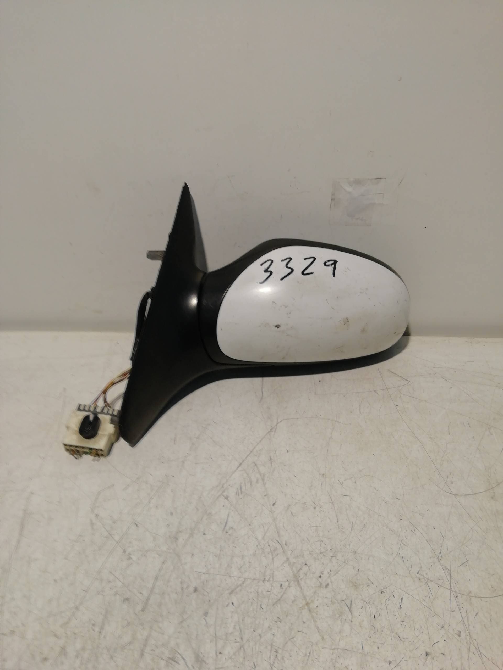 Retrovisor izquierdo FORD ESCORT BERL./TURNIER 2