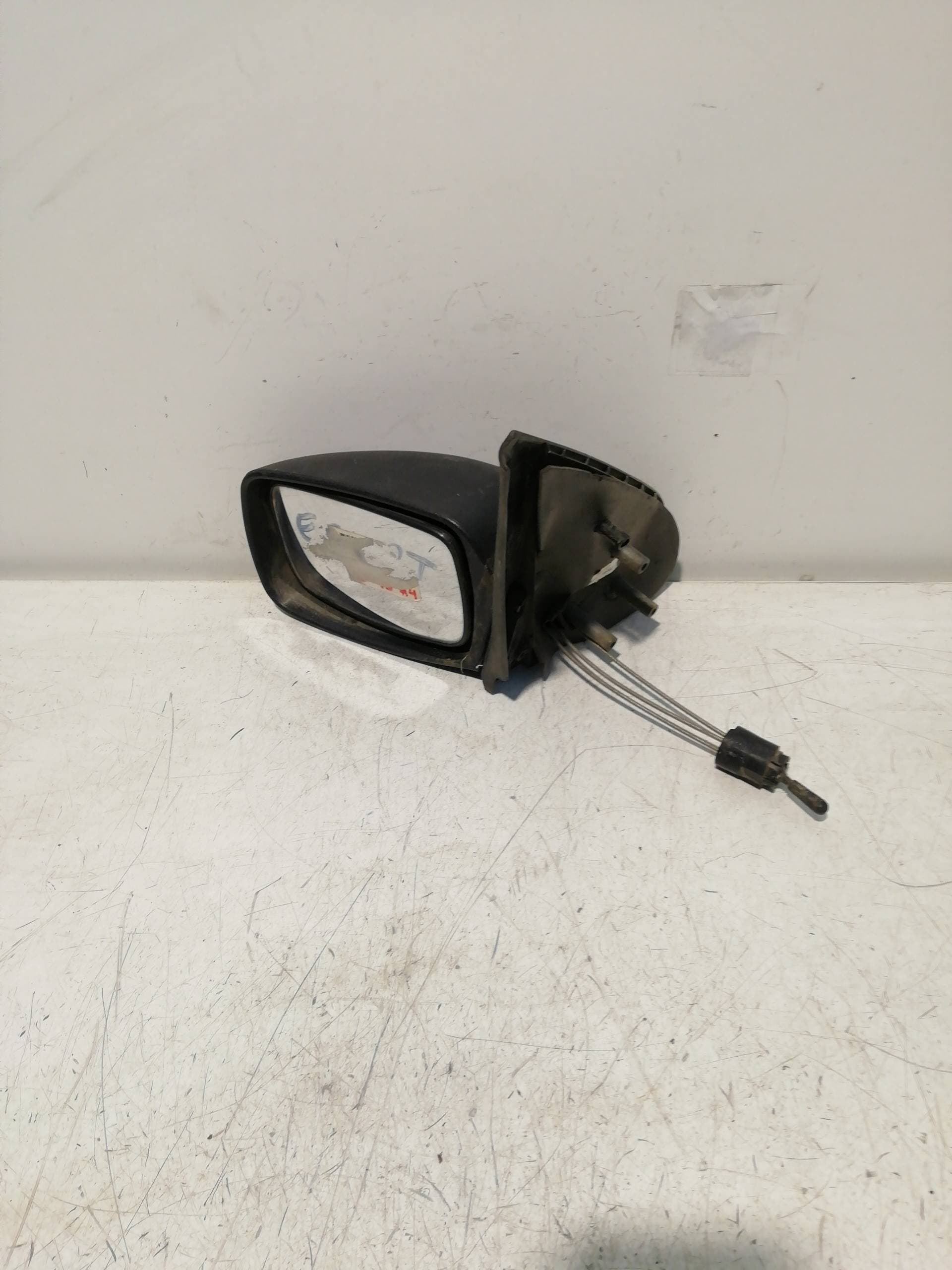 Retrovisor izquierdo FORD ESCORT BERL./TURNIER