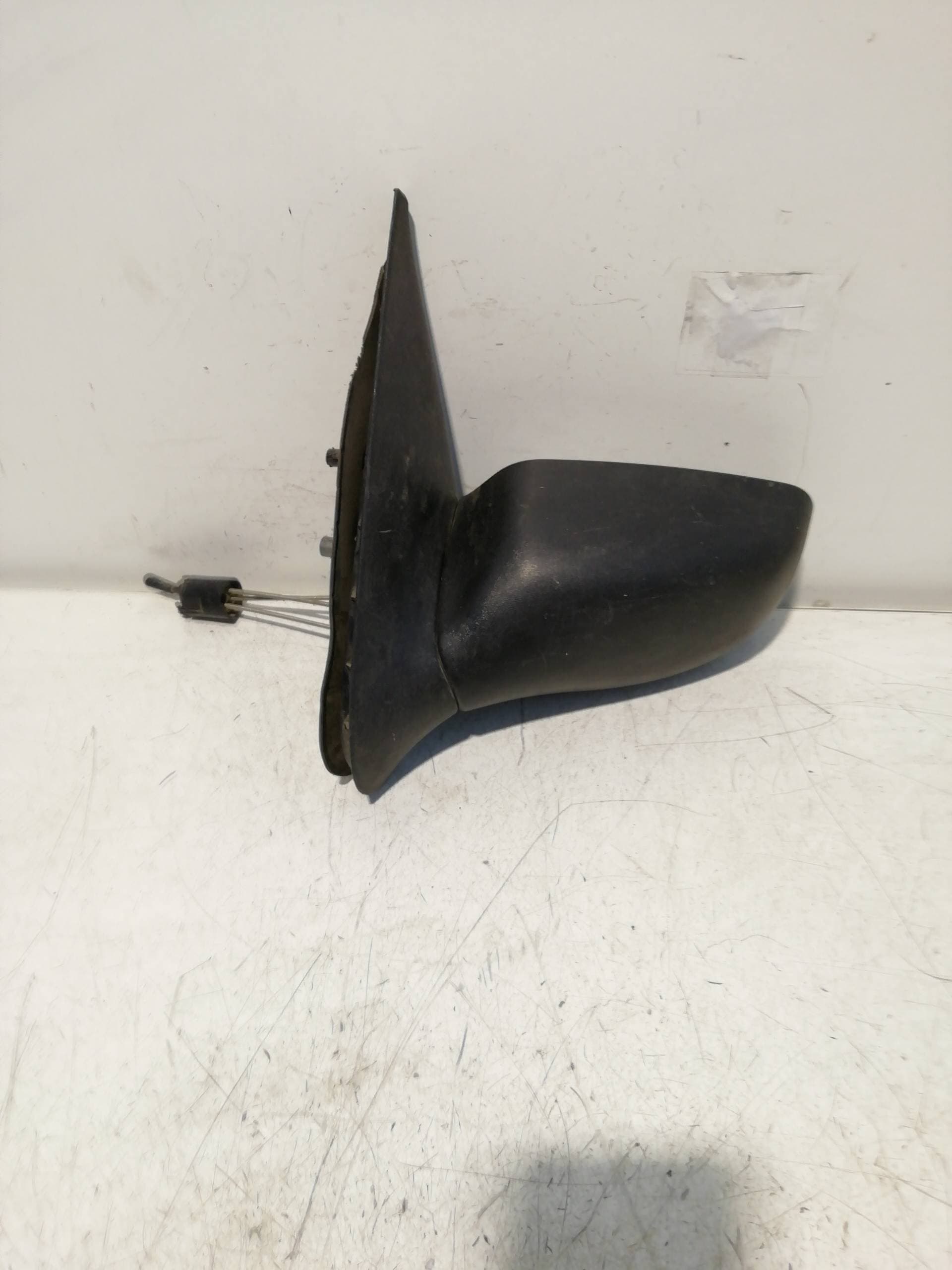 Retrovisor izquierdo FORD ESCORT BERL./TURNIER 2