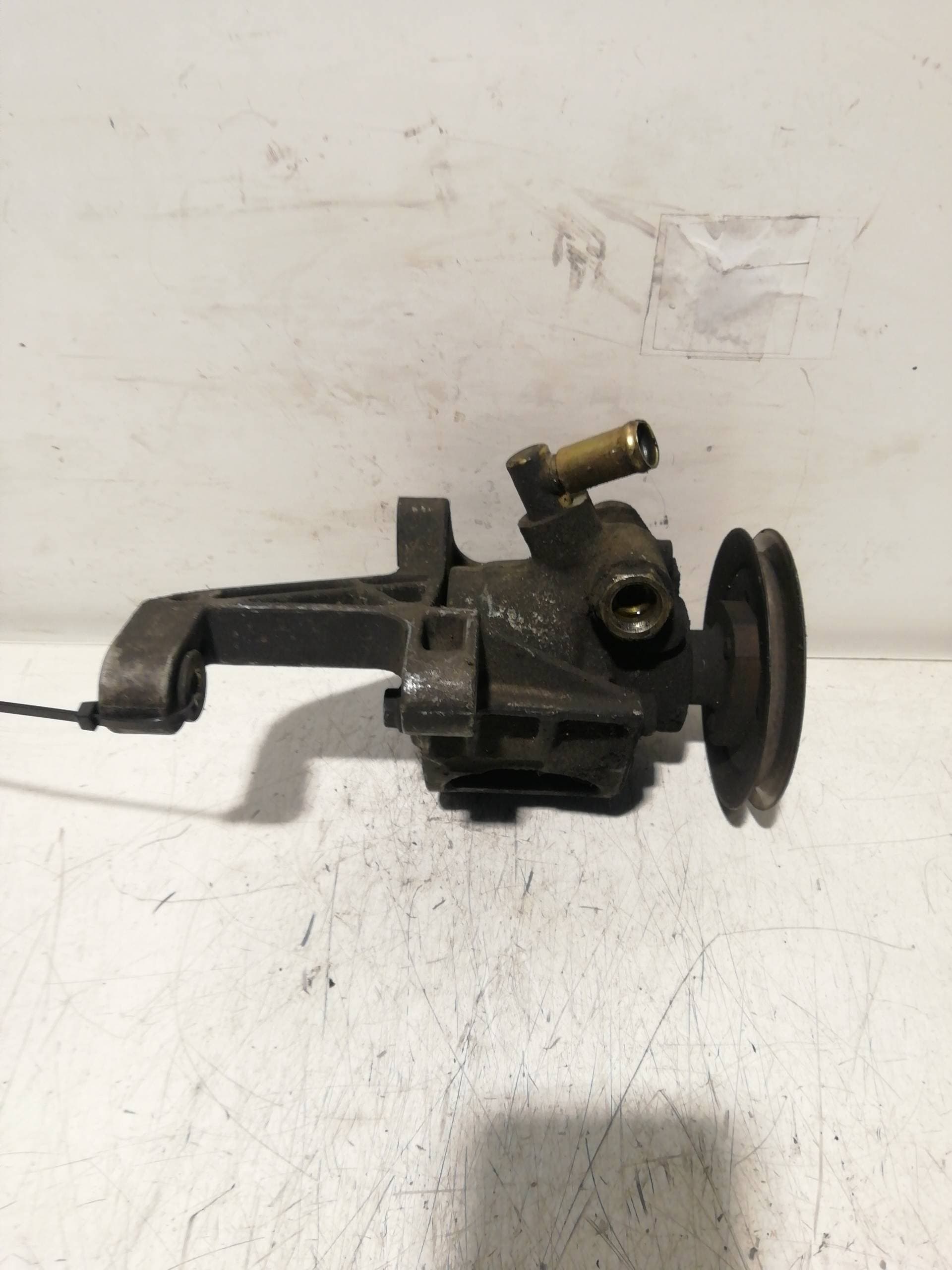 Bomba direccion SEAT IBIZA (6K)