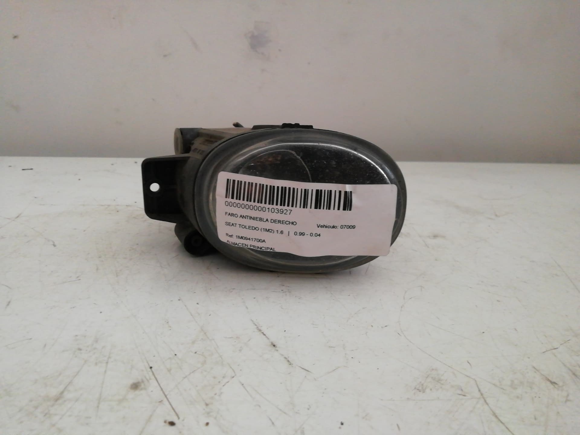 Faro antiniebla derecho SEAT TOLEDO (1M2)