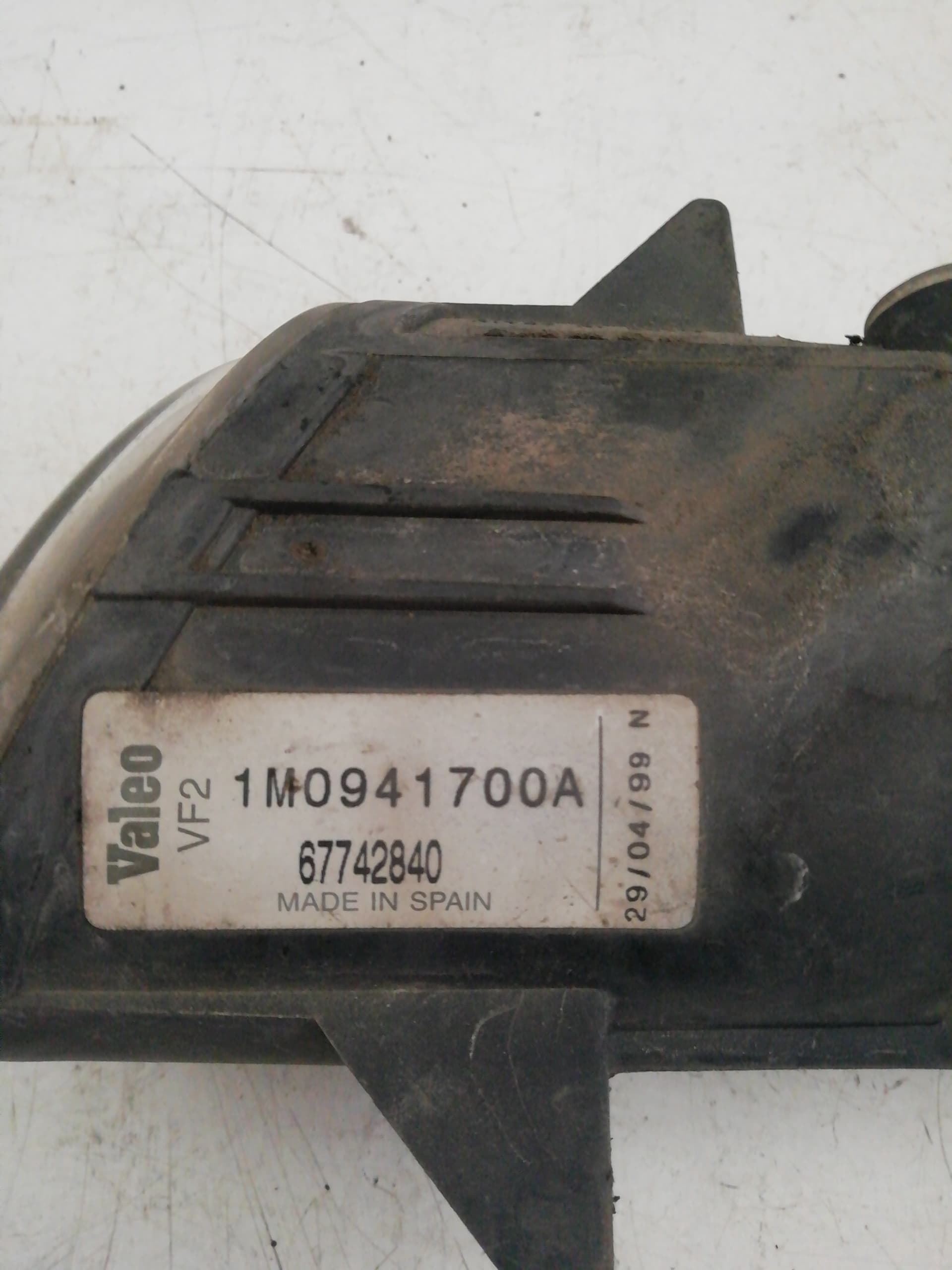 Faro antiniebla derecho SEAT TOLEDO (1M2) 3