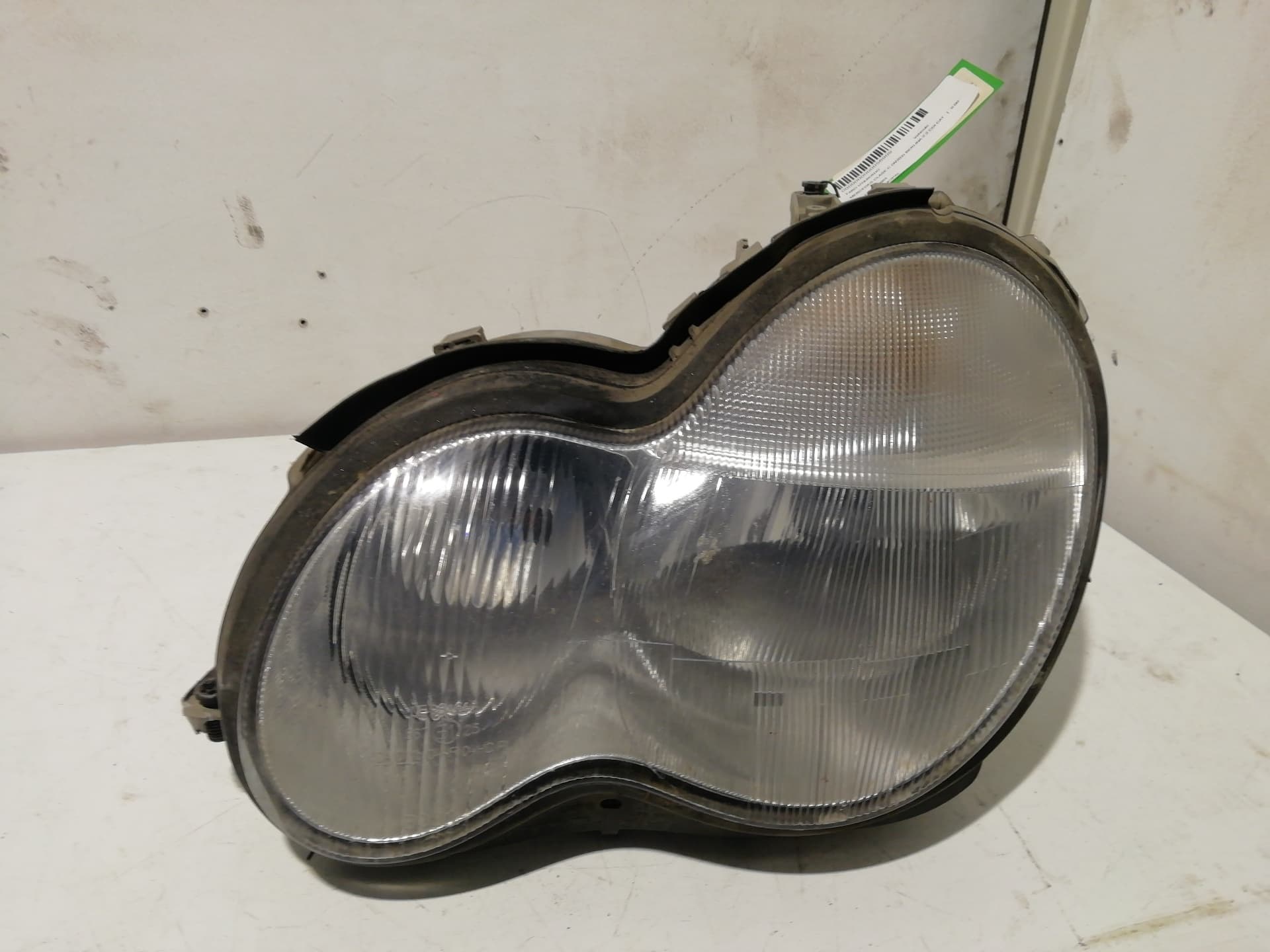 Faro izquierdo MERCEDES-BENZ CLASE C (W201) BERLINA