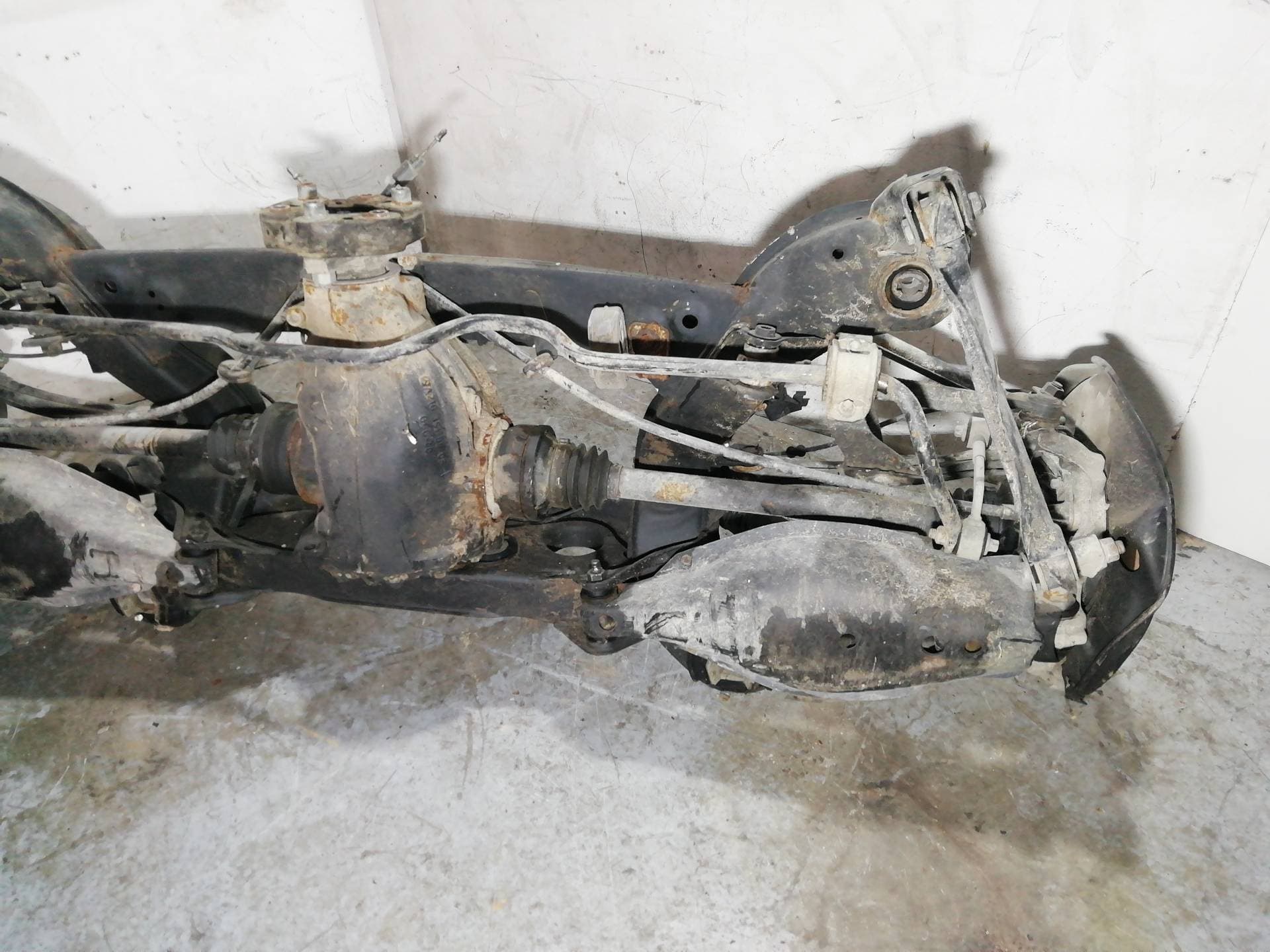 Puente trasero MERCEDES-BENZ CLASE C (W201) BERLINA 3