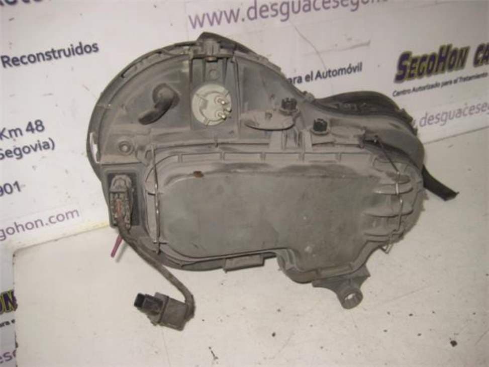Faro izquierdo MERCEDES-BENZ CLASE C (W201) BERLINA 3