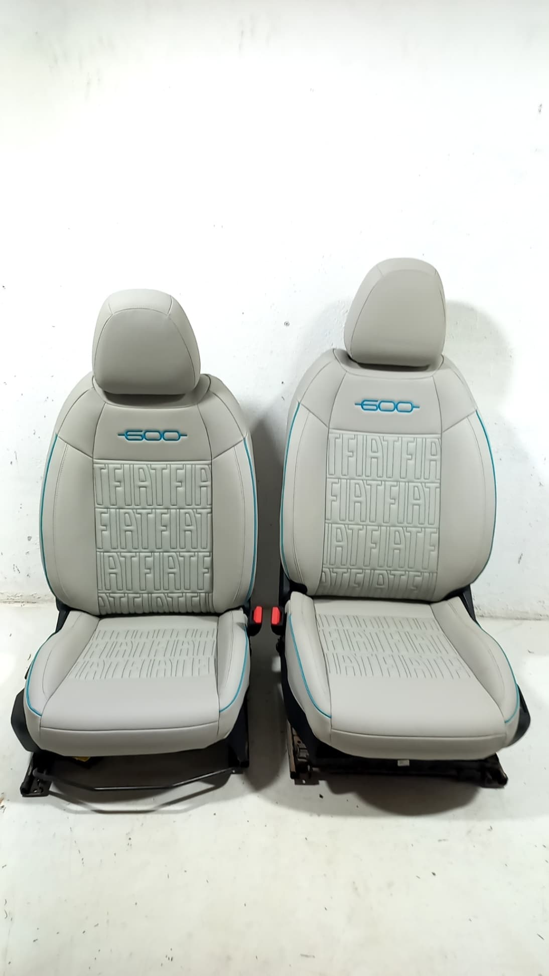 Juego asientos completo FIAT 600E / 600 (365_, 364_)