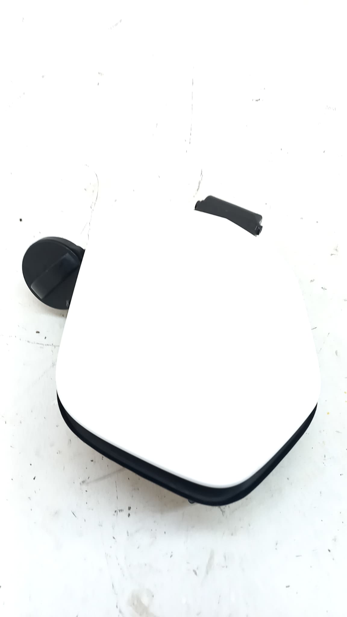 Tapa exterior combustible OPEL CORSA F (P2JO)