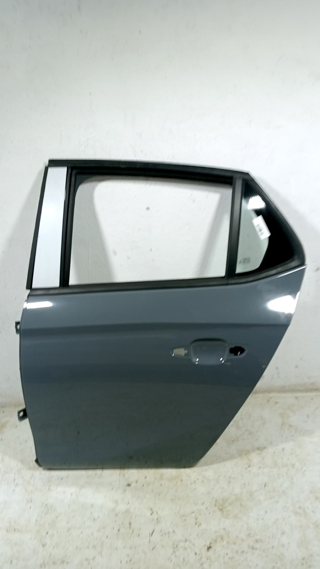 Puerta trasera izquierda OPEL CORSA F (P2JO)