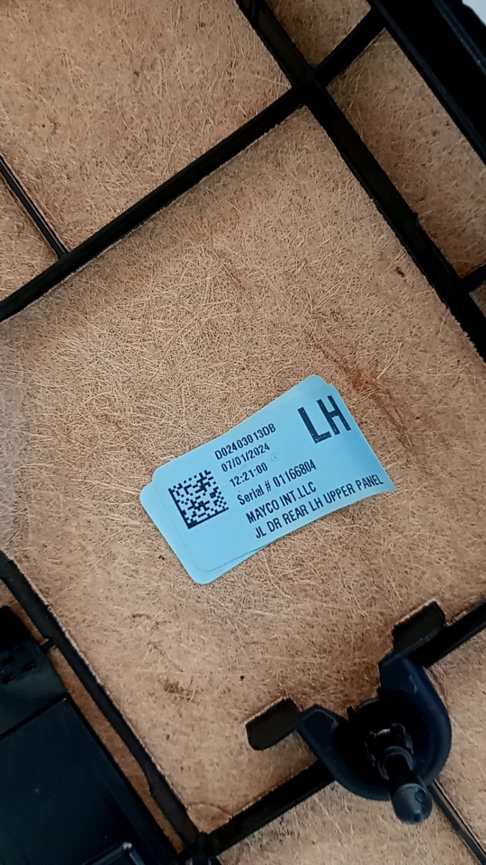 Recambio JEEP WRANGLER IV (JL) ref. D02403013DB 2