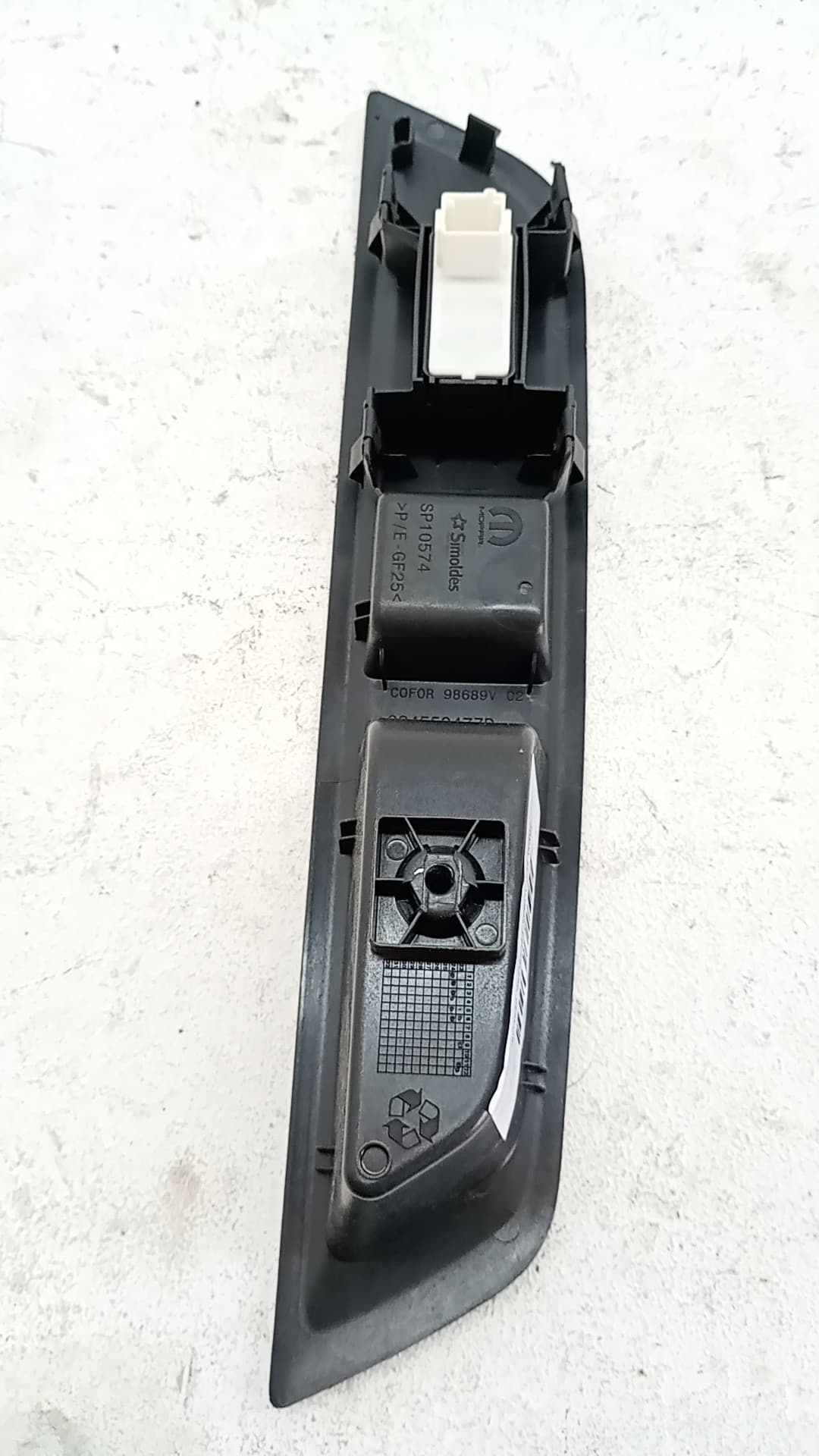 Mando elevalunas delantero derecho CITROEN CITROËN C3 IV (CC_, CB_) 2