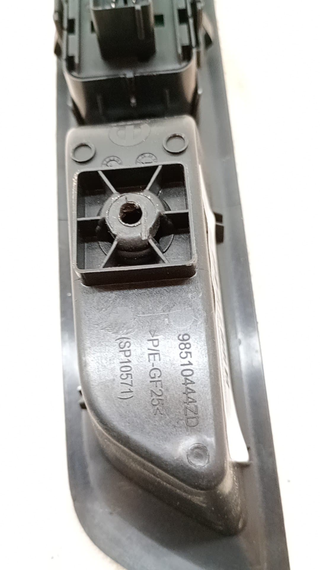 Mando elevalunas delantero izquierdo CITROEN CITROËN C3 IV (CC_, CB_) 2