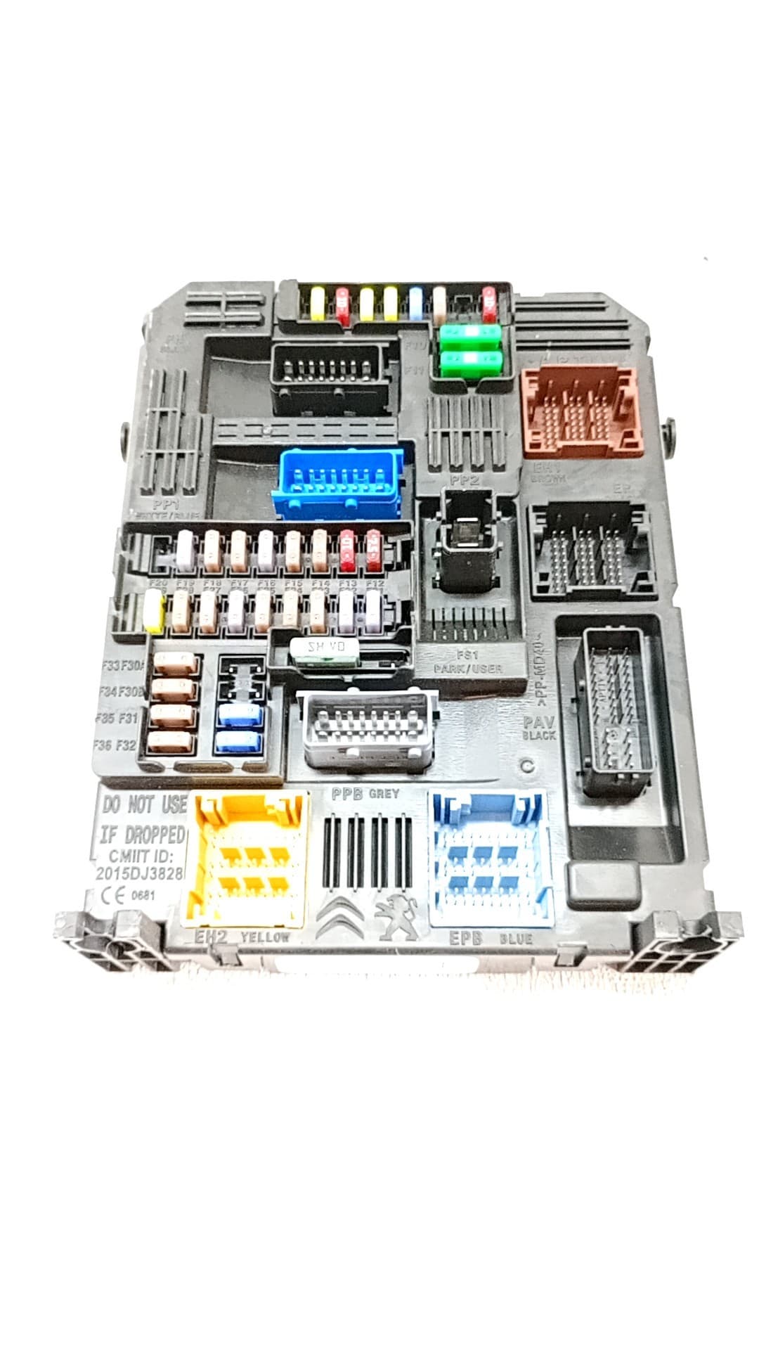 Caja reles / fusibles PEUGEOT 208 (P2)