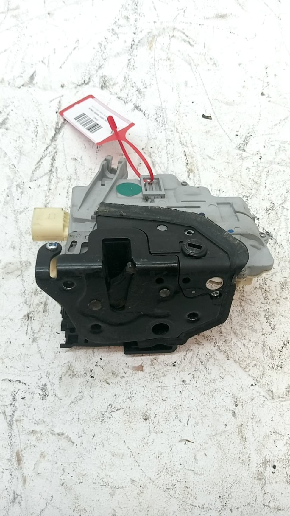 Cerradura puerta trasera derecha VOLKSWAGEN PASSAT B6 VARIANT (3C5) 2