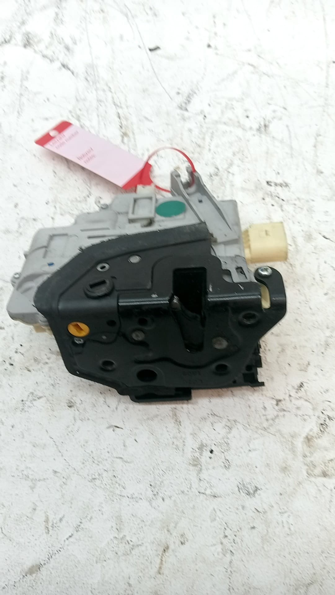 Cerradura puerta trasera izquierda VOLKSWAGEN PASSAT B6 VARIANT (3C5) 2