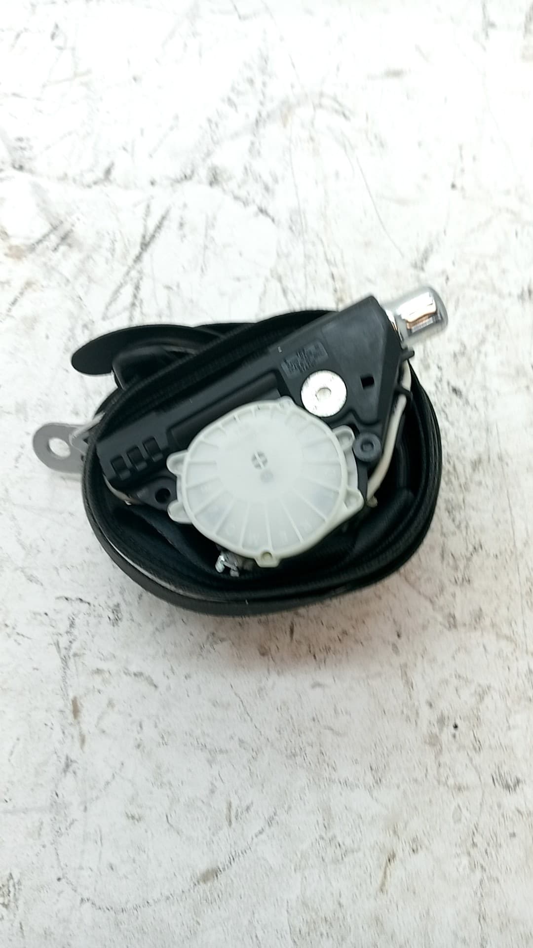 Cinturon seguridad delantero izquierdo VOLKSWAGEN PASSAT B6 VARIANT (3C5) 2