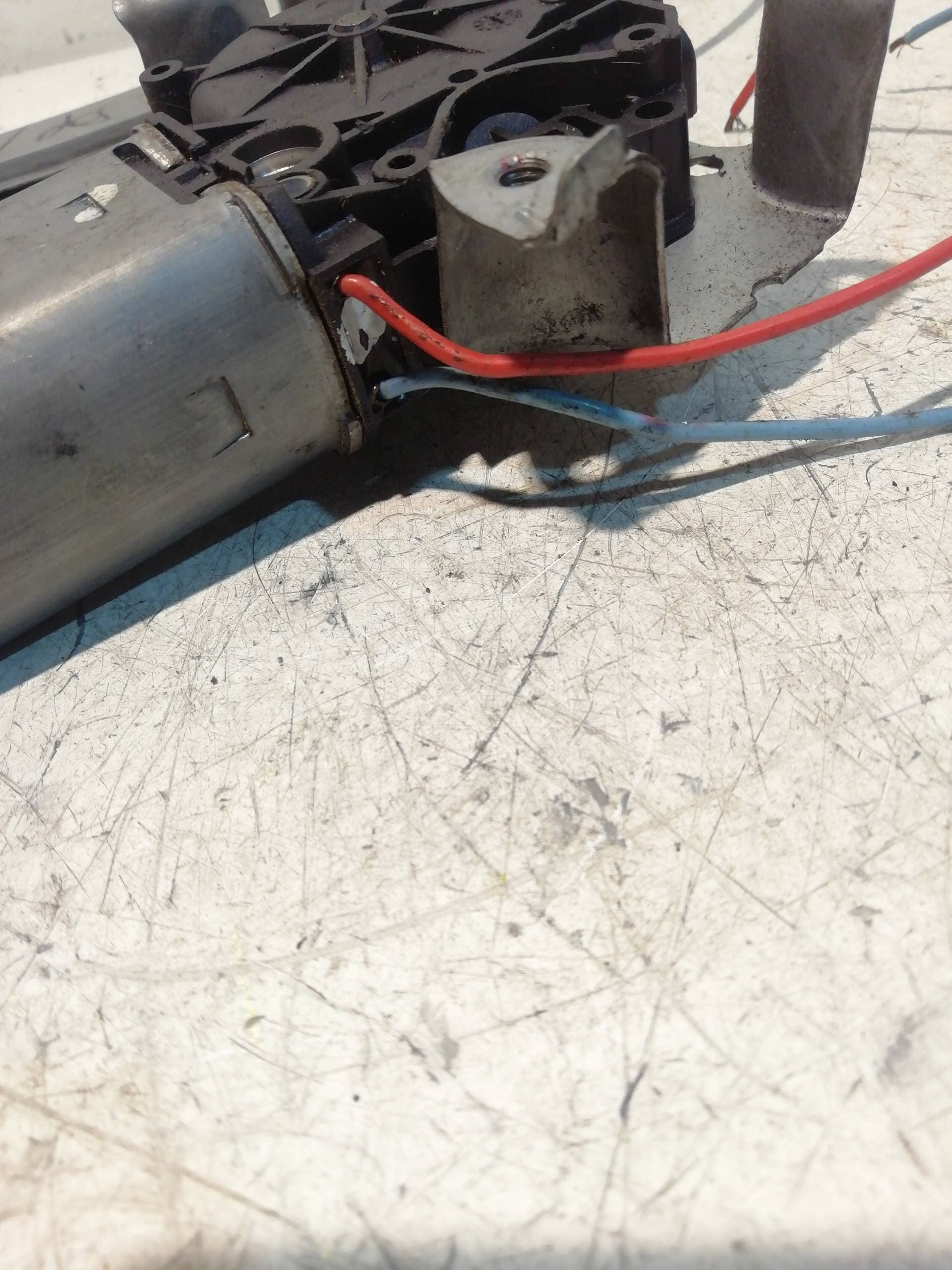 Elevalunas delantero derecho NISSAN PRIMERA BERLINA (P11) 2