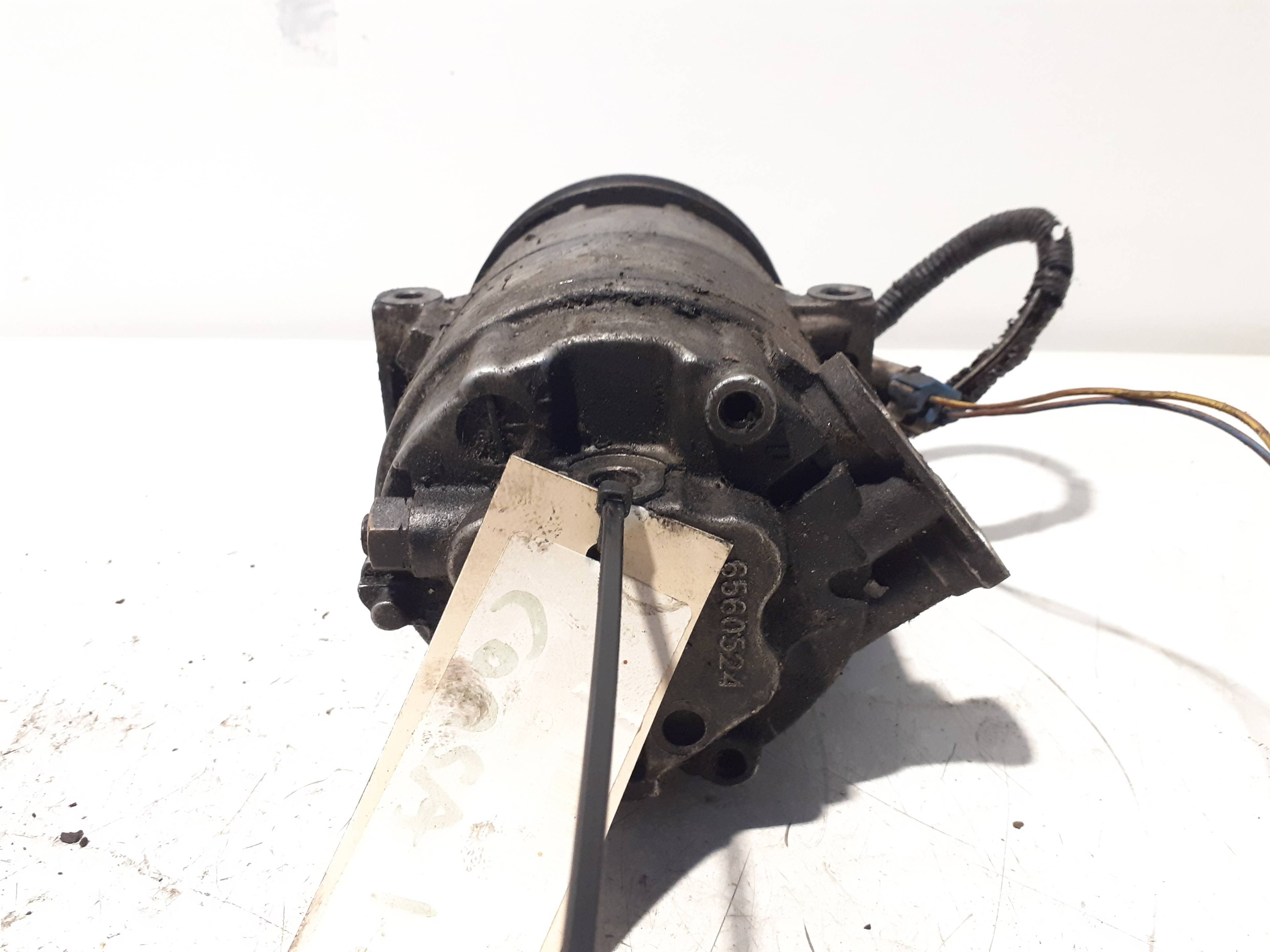 Recambio OPEL CORSA B ref. 6560524 3