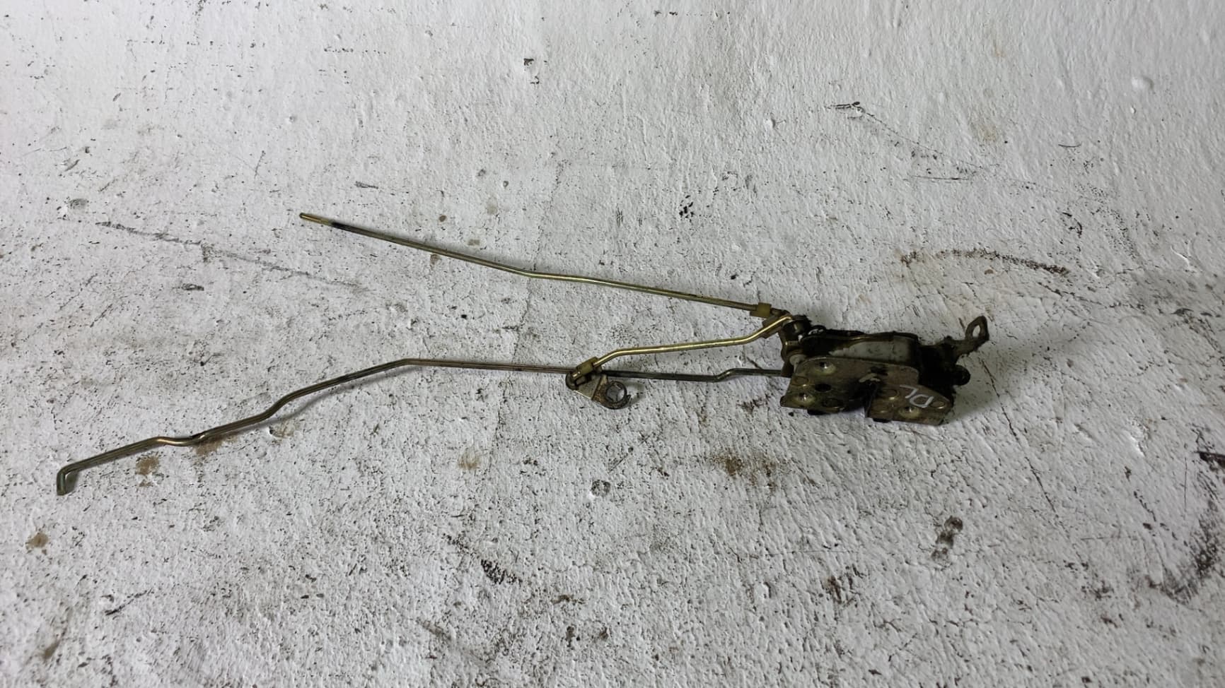 Cerradura puerta delantera izquierda NISSAN PATROL (K/W160)