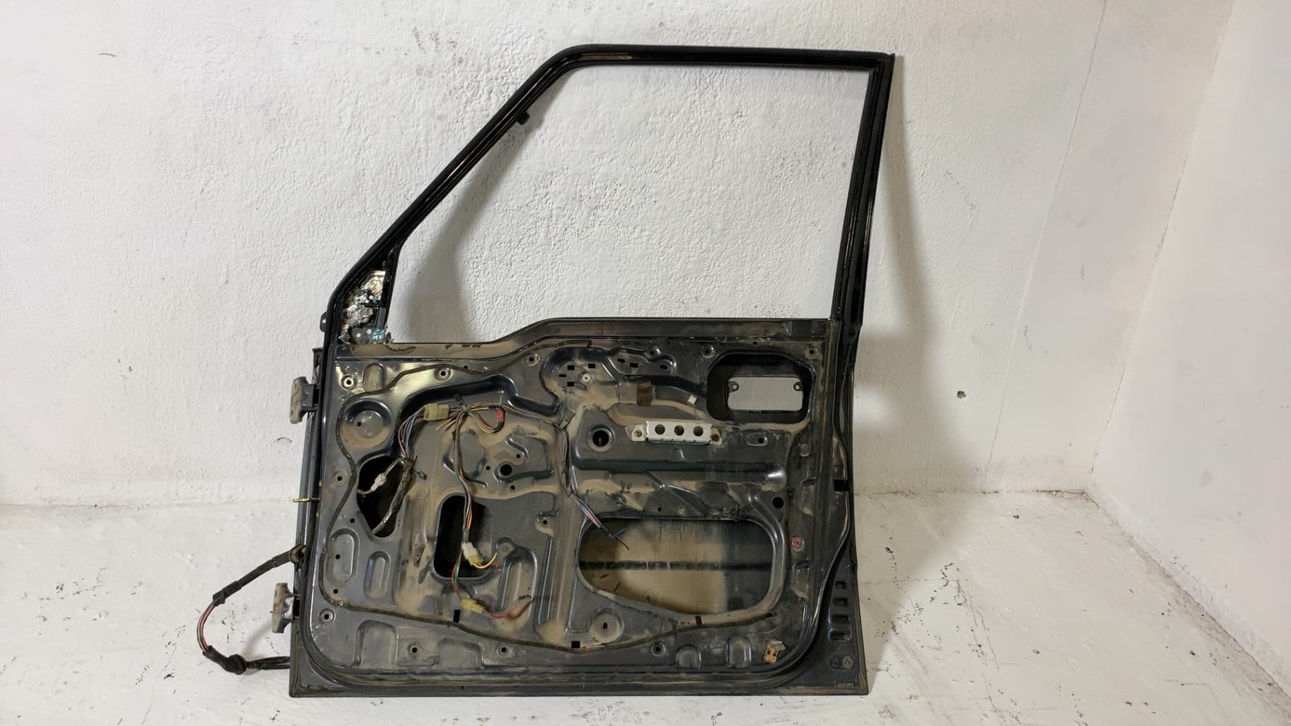 Puerta delantera derecha SUZUKI VITARA SE/SV (ET) 2