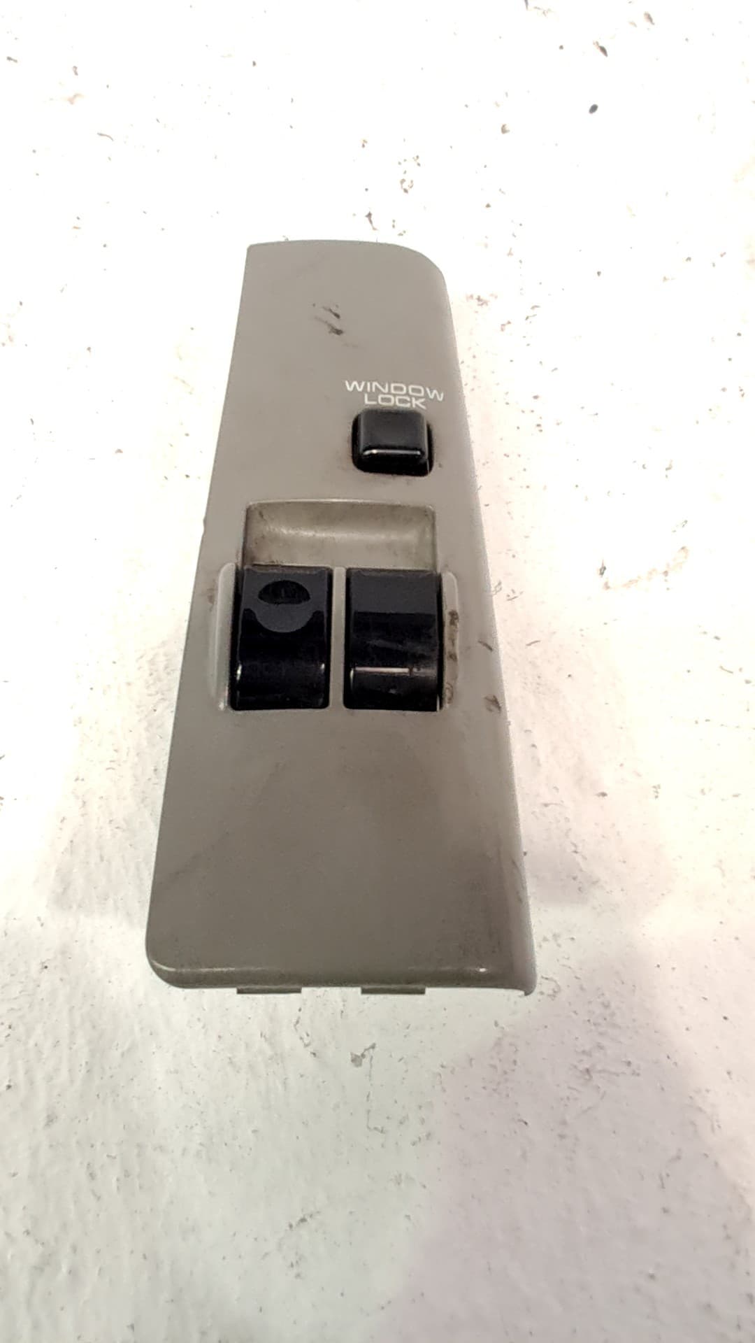 Mando elevalunas delantero izquierdo MITSUBISHI SPACE RUNNER MONOSPACE (N1_W, N2_W)