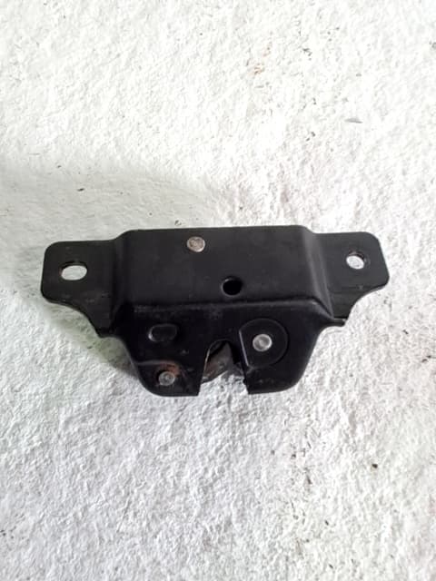 Cerradura maletero / porton PEUGEOT 206 BERLINA 2
