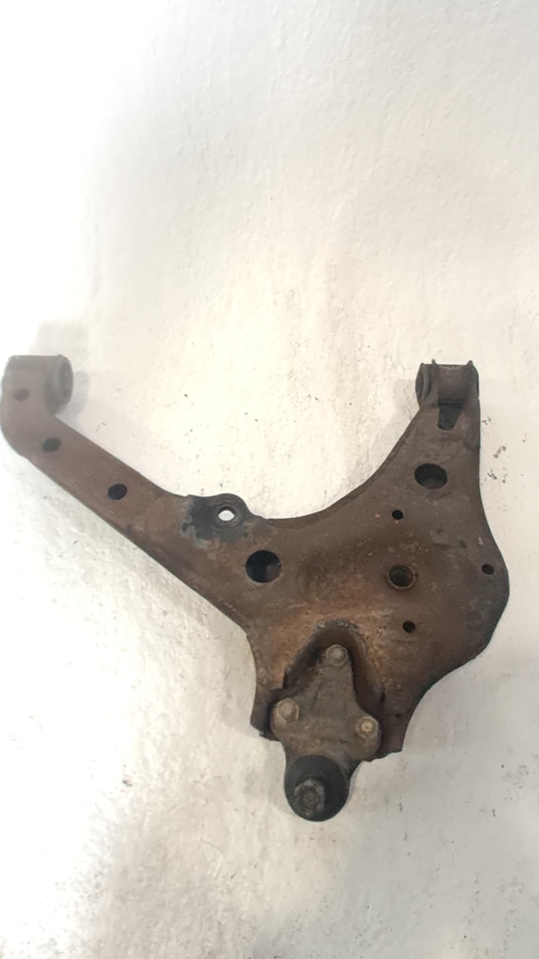 Brazo suspension inferior delantero derecho SUZUKI VITARA SE/SV (ET) 2