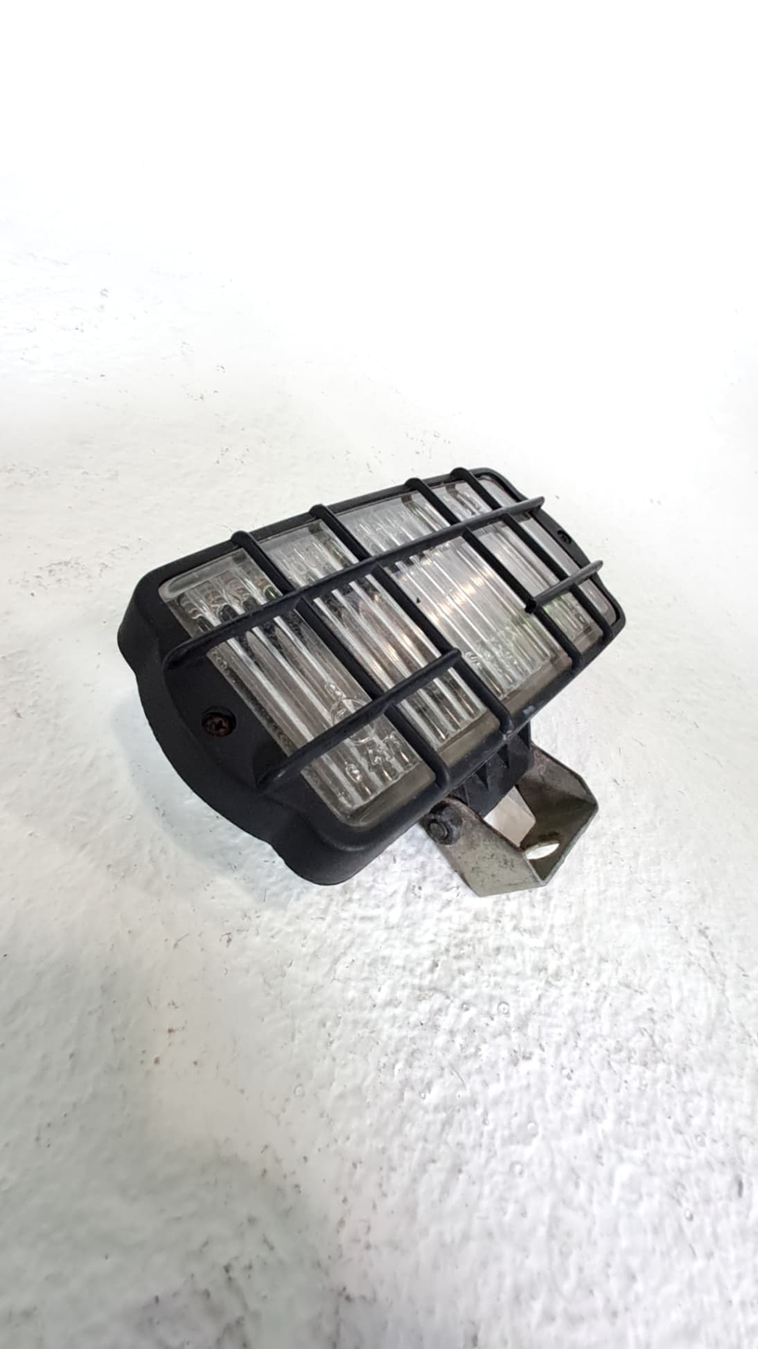 Faro antiniebla izquierdo SUZUKI VITARA SE/SV (ET) 3