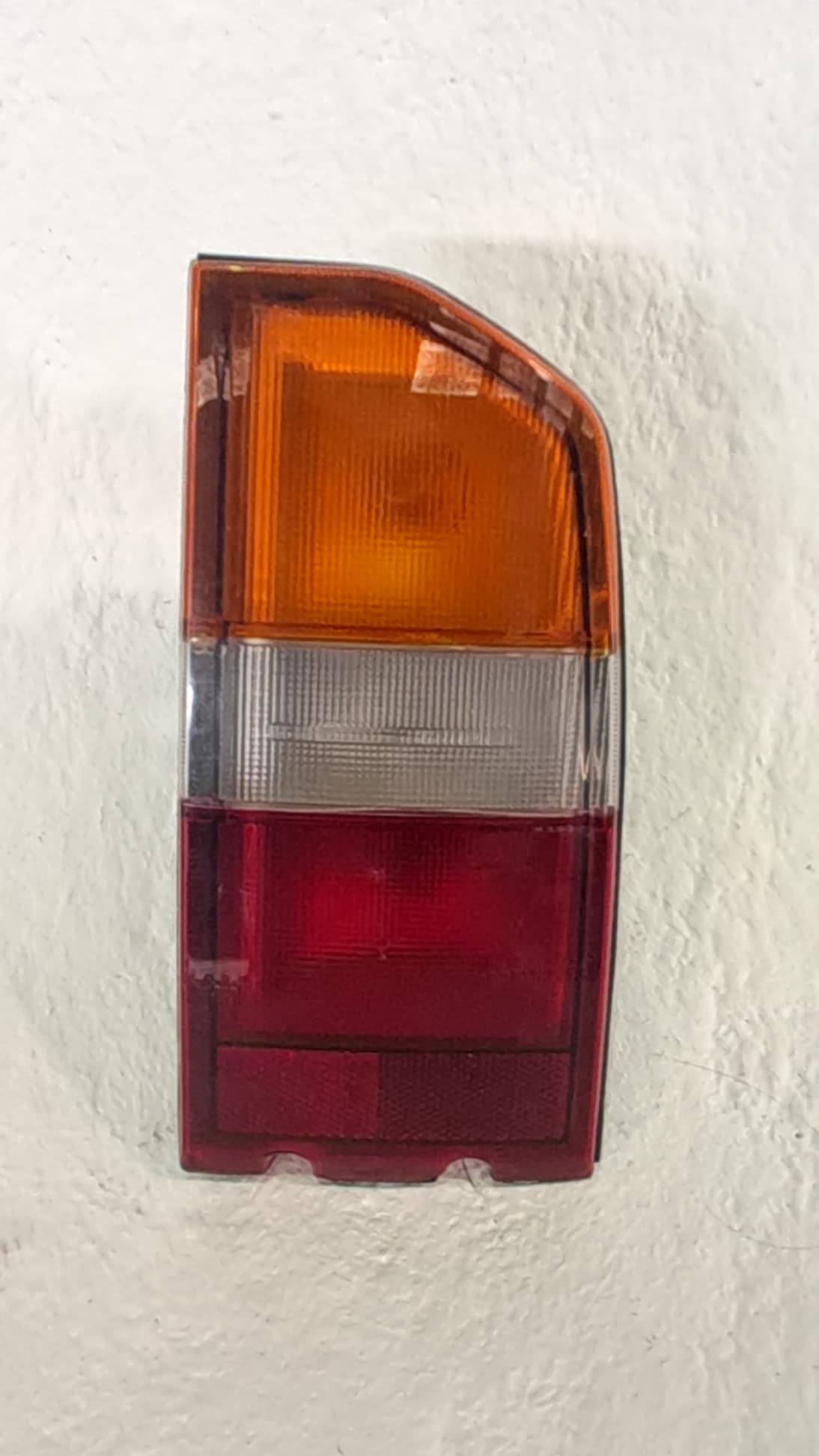 Piloto trasero derecho SUZUKI VITARA SE/SV (ET)