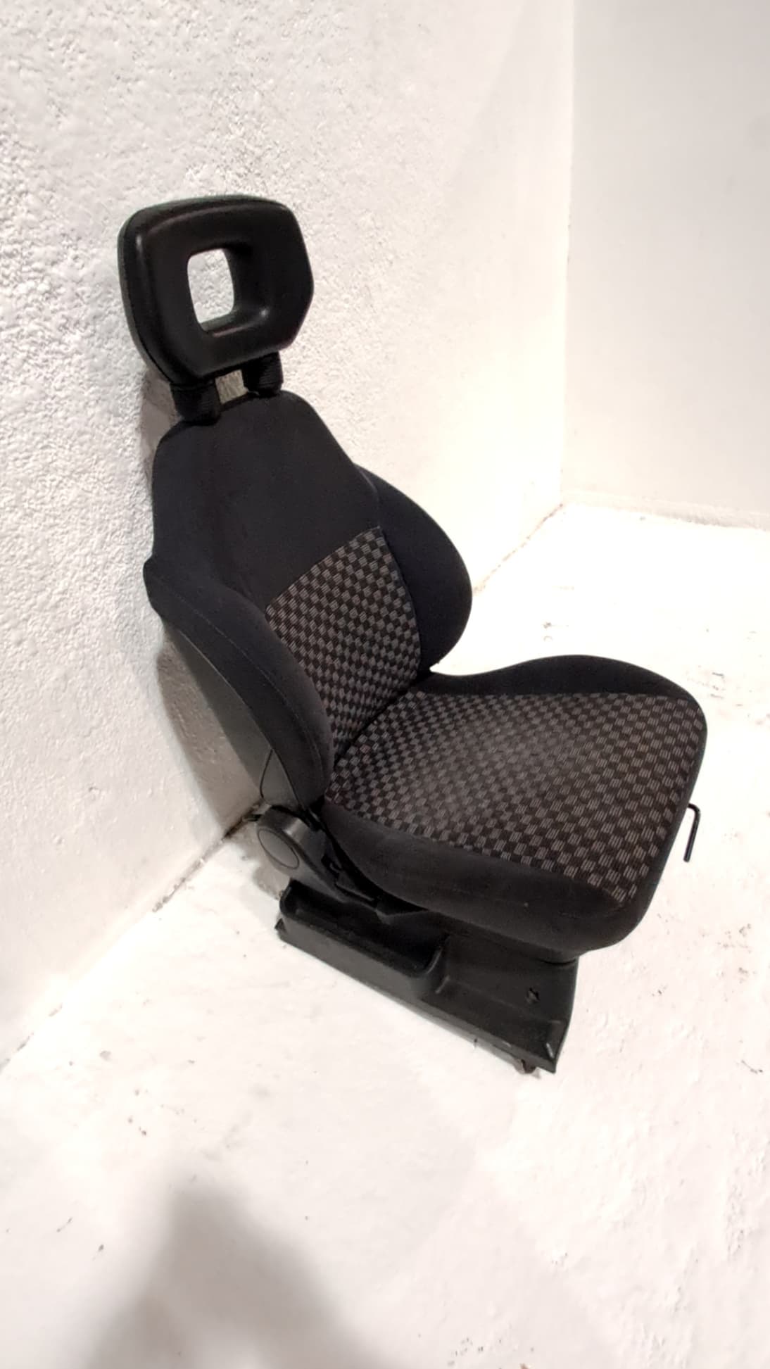 Asiento delantero derecho SUZUKI VITARA SE/SV (ET) 3