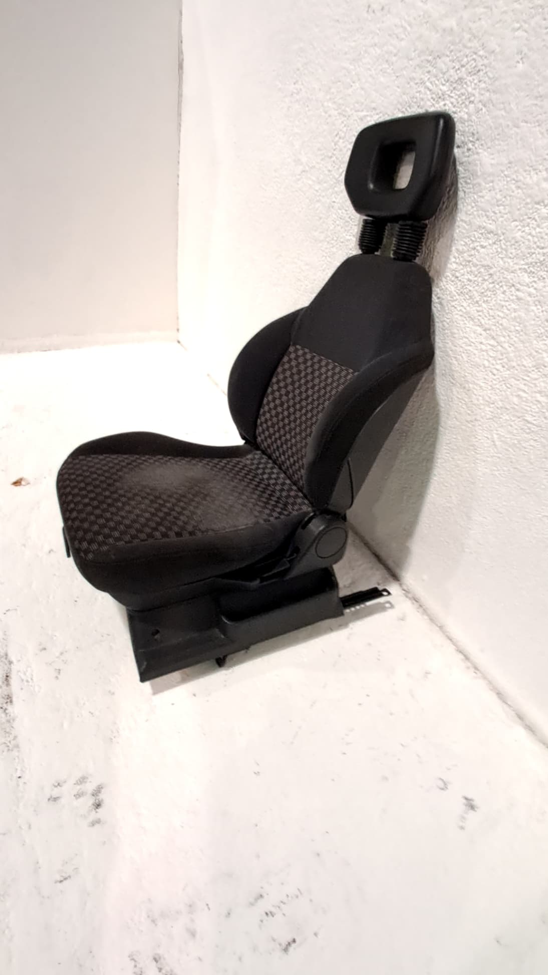 Asiento delantero izquierdo SUZUKI VITARA SE/SV (ET) 4
