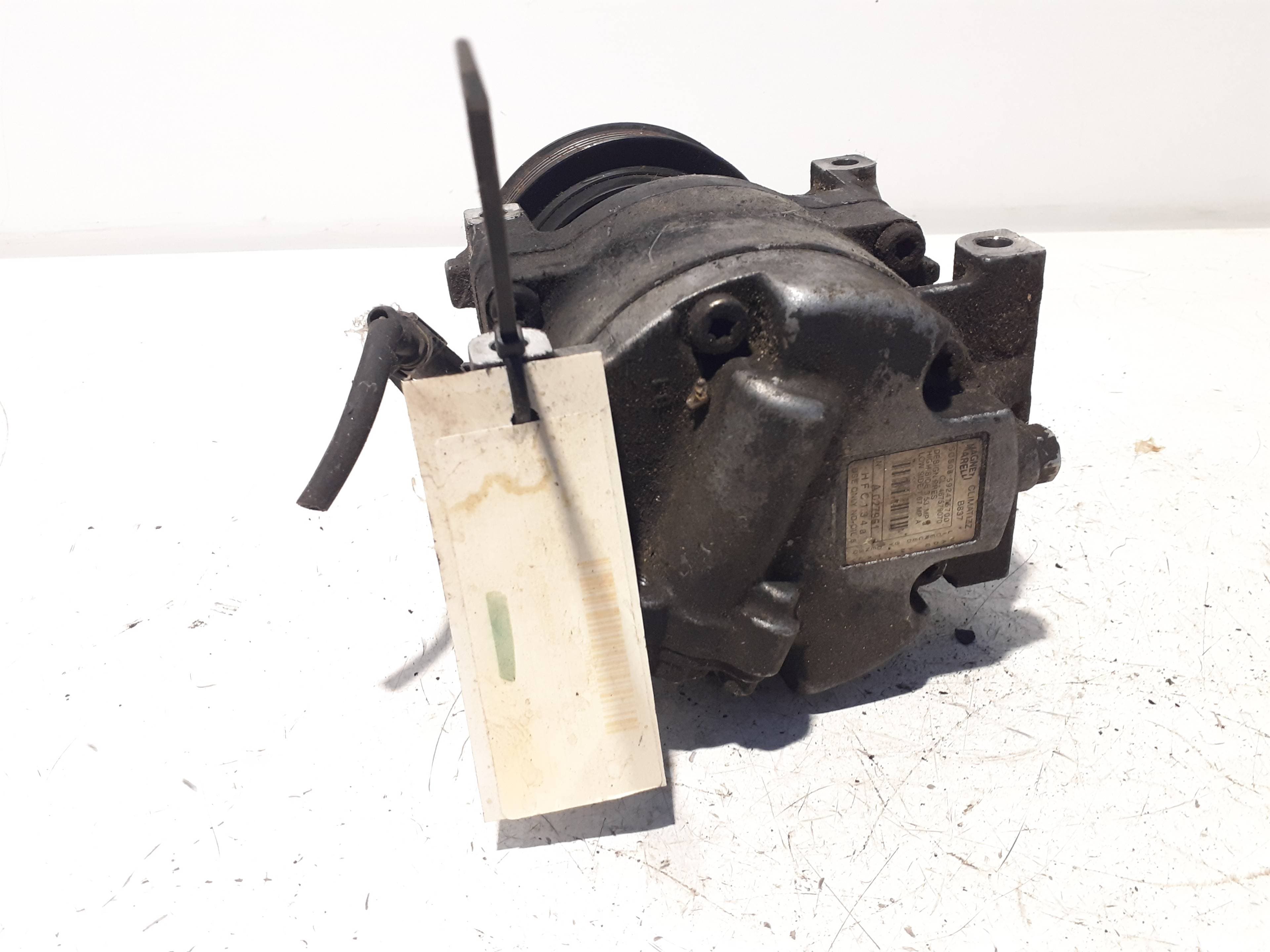 Recambio FIAT PUNTO BERLINA (188) ref. 592475700 3