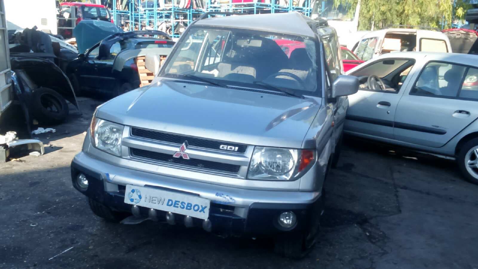 Recambio de RETROVISOR DERECHO para MITSUBISHI MONTERO PININ (H60/H70) 2000 GDI (5-ptas.) 4G94 referencia OEM IAM   - GRIS 4
