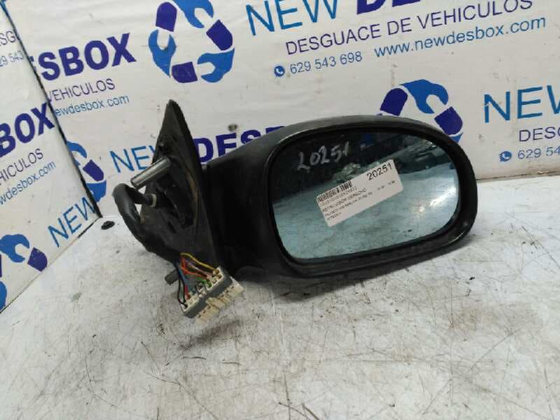 Recambio de RETROVISOR DERECHO para PEUGEOT 406 BERLINA (S1/S2) SV XFZES9J4 referencia OEM IAM    - AZUL