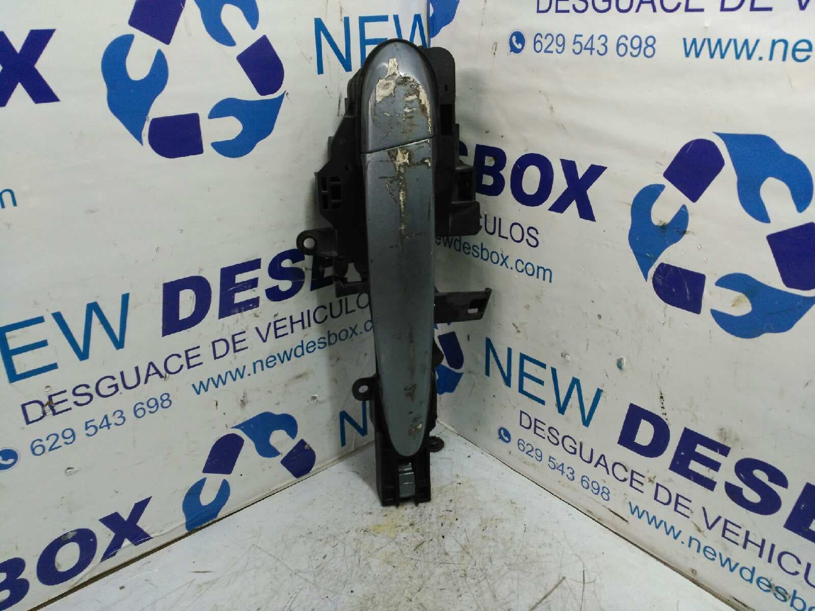 Recambio de MANETA TRASERA DERECHA para BMW SERIE 1 BERLINA (E81/E87) referencia OEM IAM
