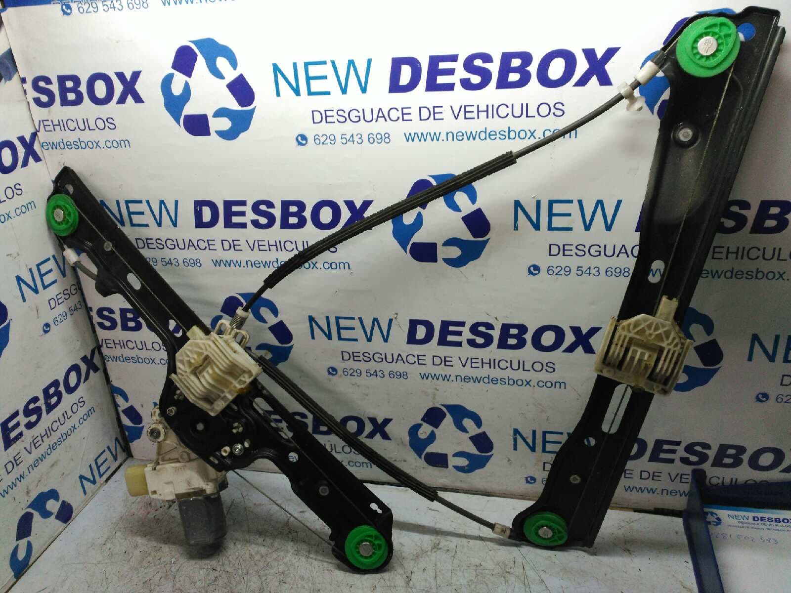 Recambio de ELEVALUNAS DELANTERO IZQUIERDO para BMW SERIE 1 BERLINA (E81/E87) referencia OEM IAM 7067795