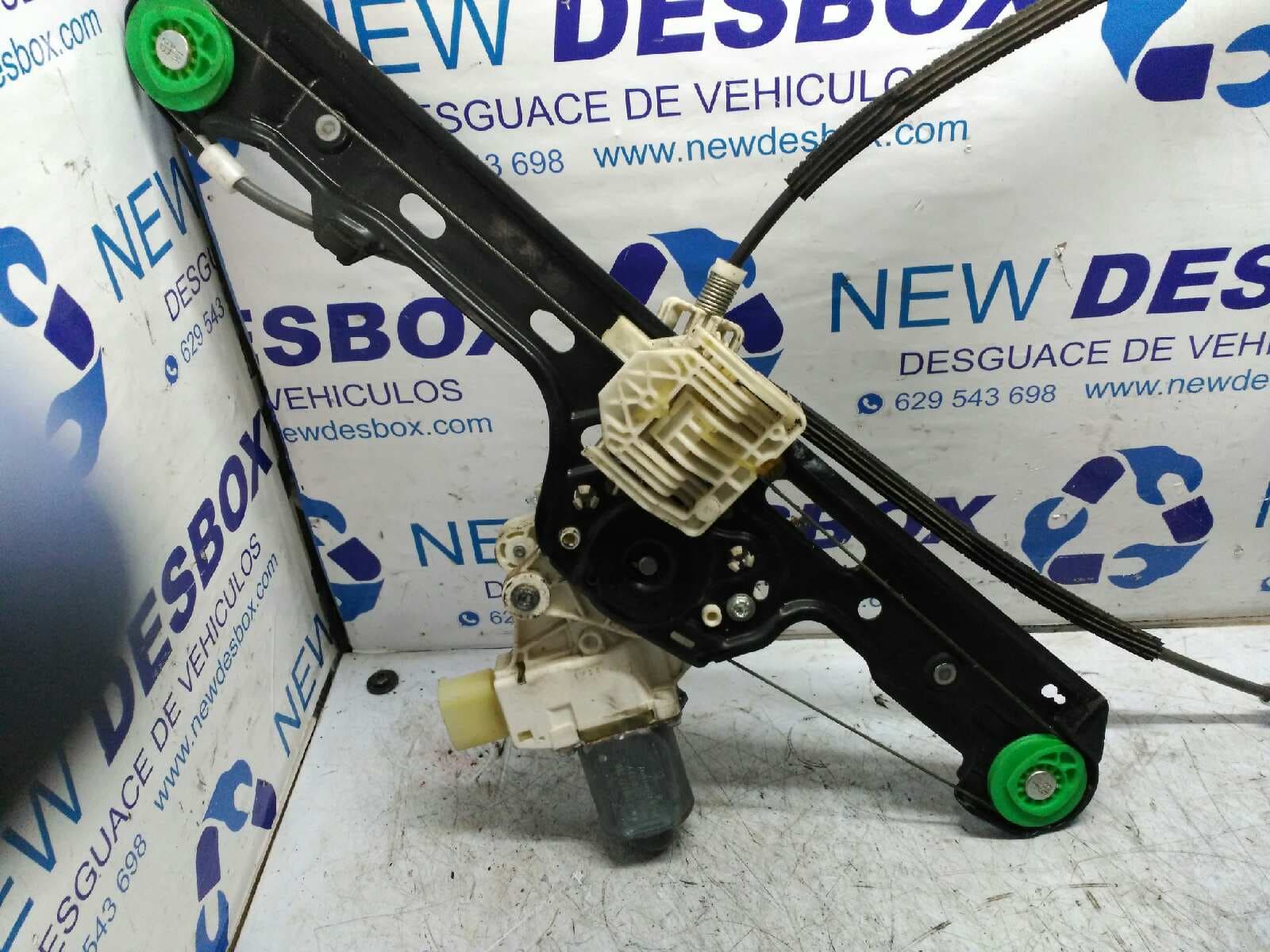 Recambio de ELEVALUNAS DELANTERO IZQUIERDO para BMW SERIE 1 BERLINA (E81/E87) referencia OEM IAM 7067795 6