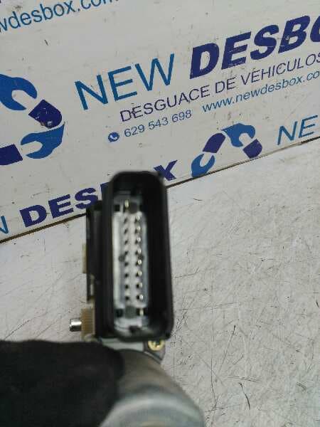 Recambio de MOTOR ELEVALUNAS TRASERO DERECHO para VOLKSWAGEN GOLF V BERLINA (1K1) referencia OEM IAM 1K0959704C 4