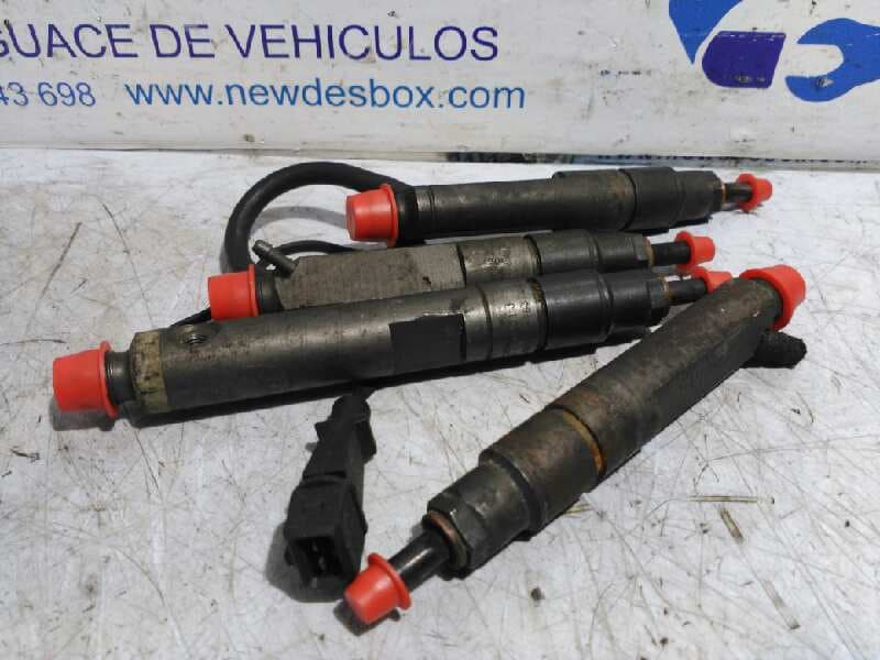 Recambio de INYECTOR para VOLKSWAGEN GOLF IV BERLINA (1J1) AGP referencia OEM IAM 038130201G 3